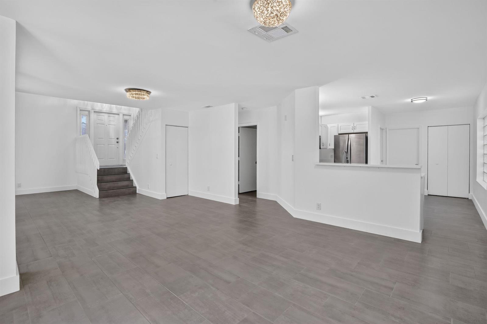 1671 NW 107th Lane