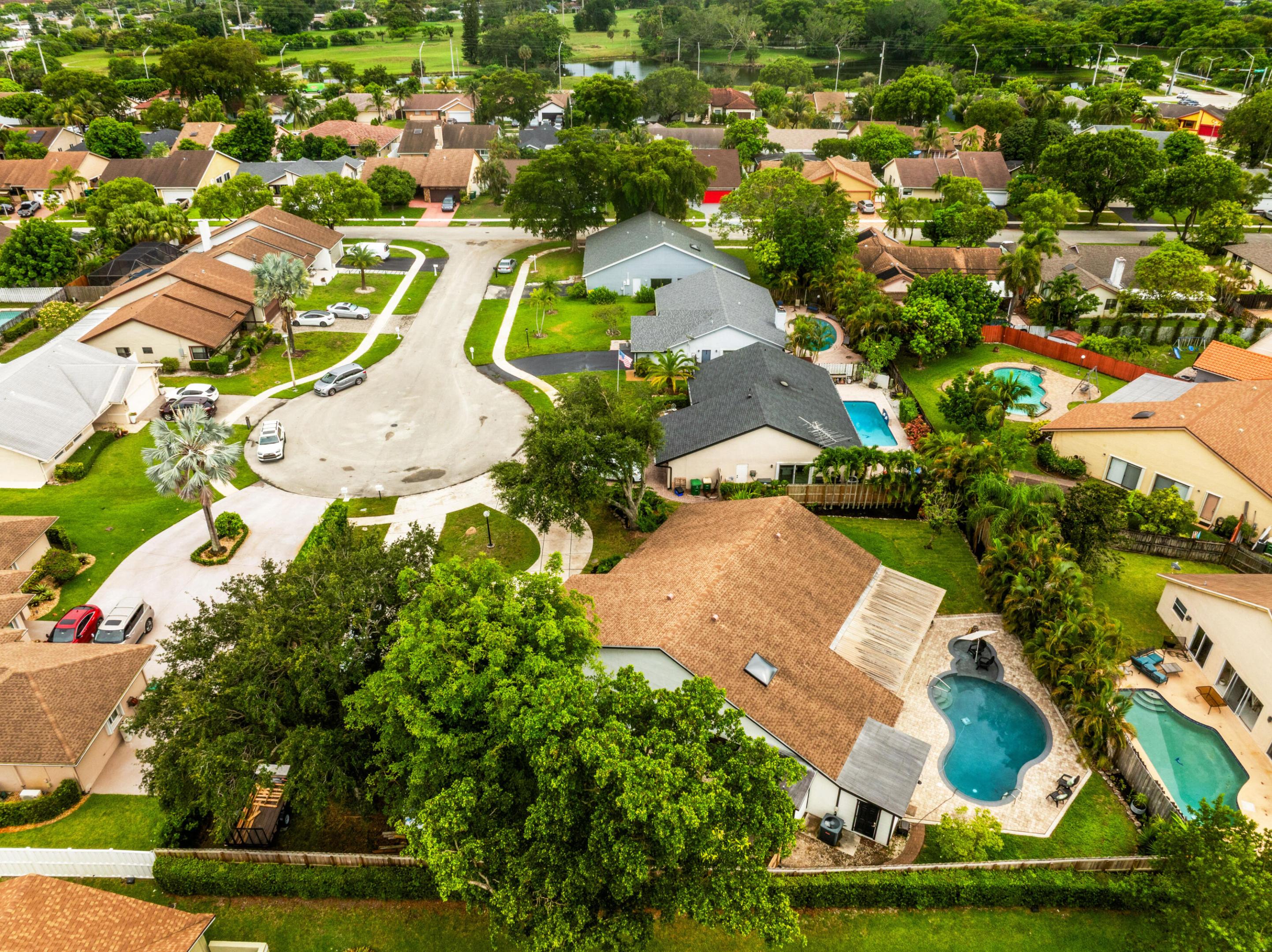 5731 NW 54th Way
