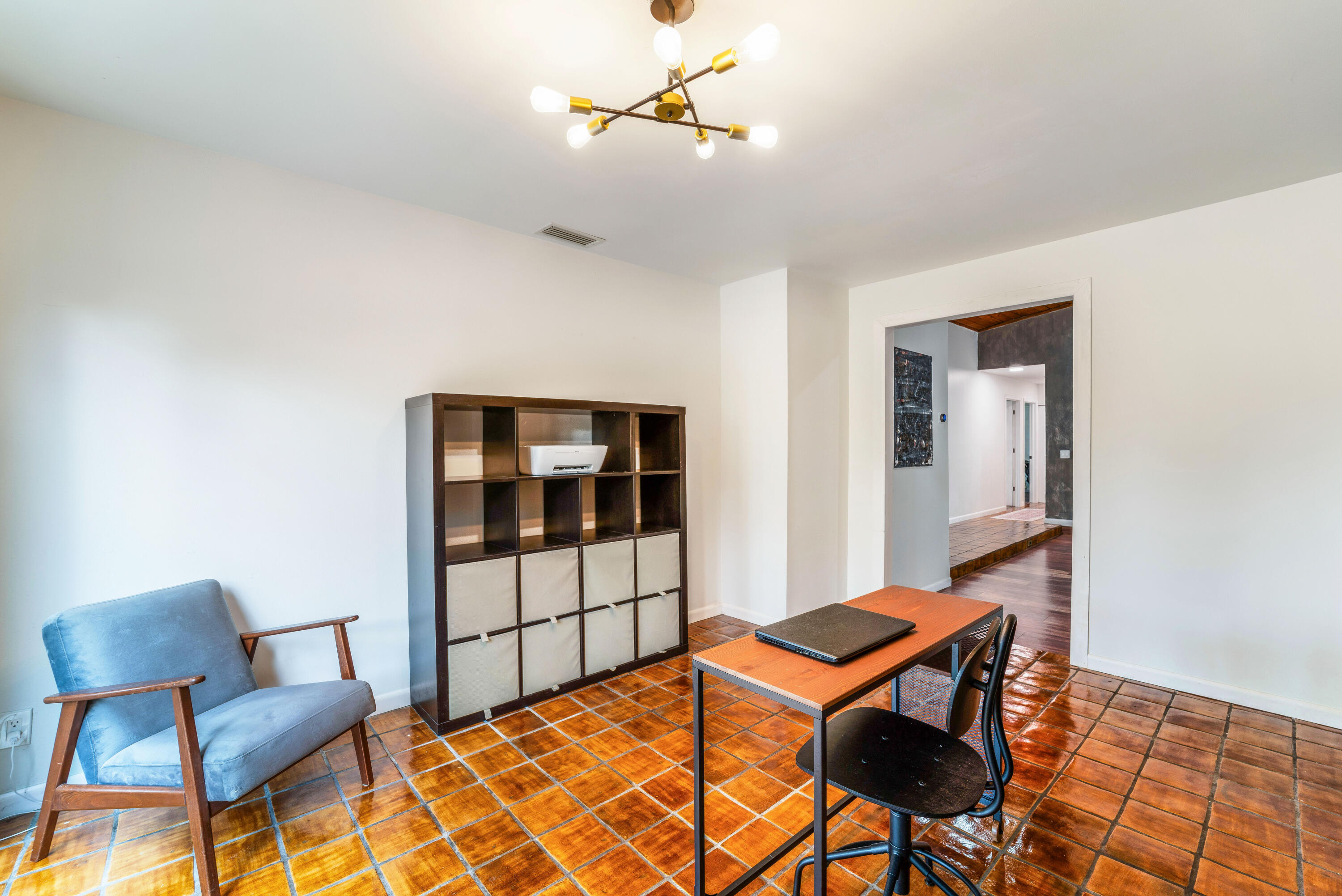 5731 NW 54th Way
