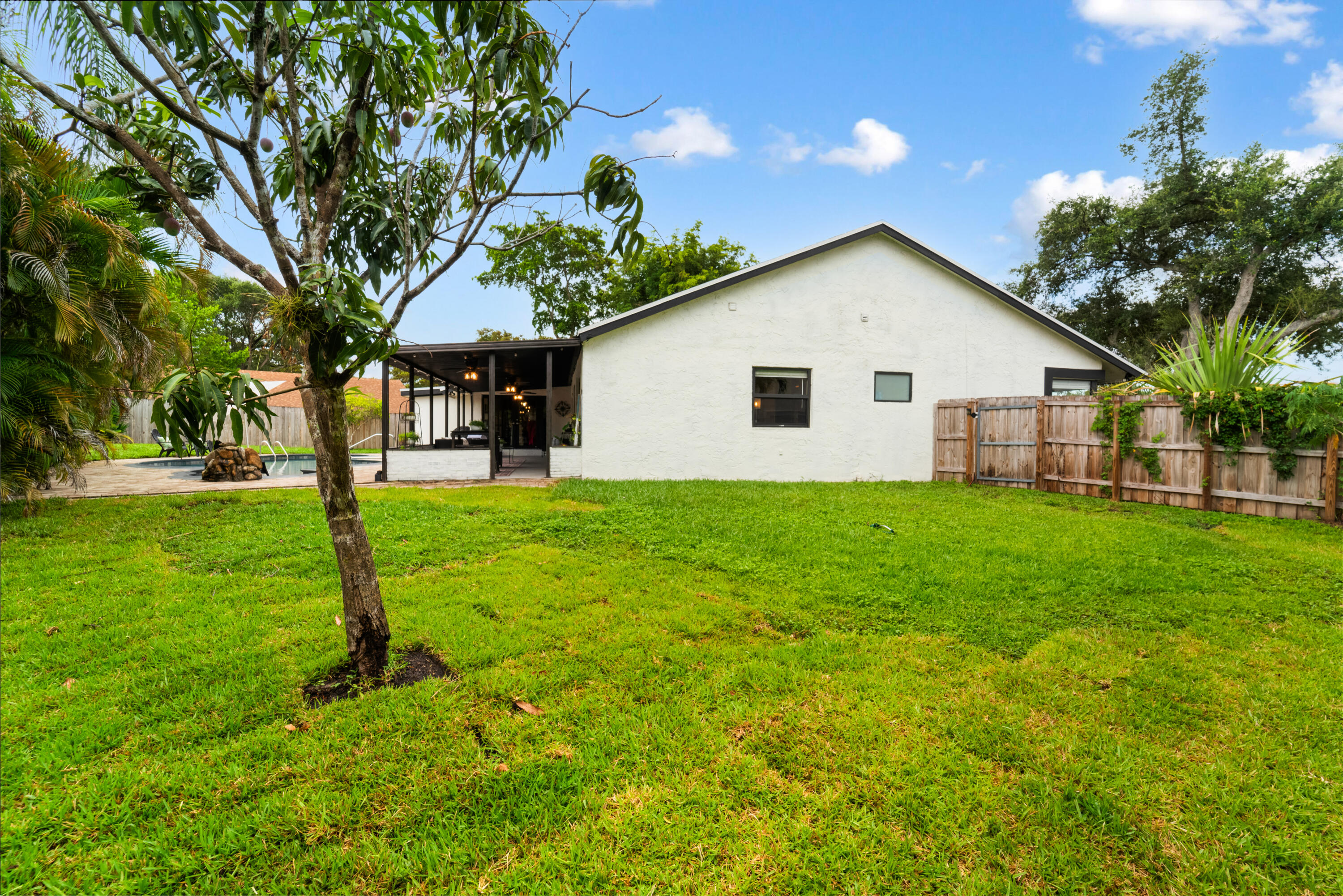 5731 NW 54th Way
