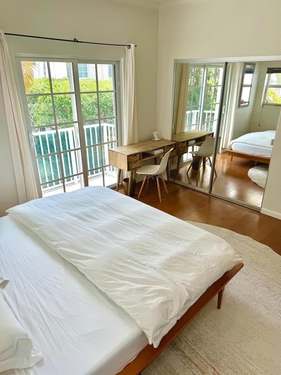 1344 Euclid Avenue # 5