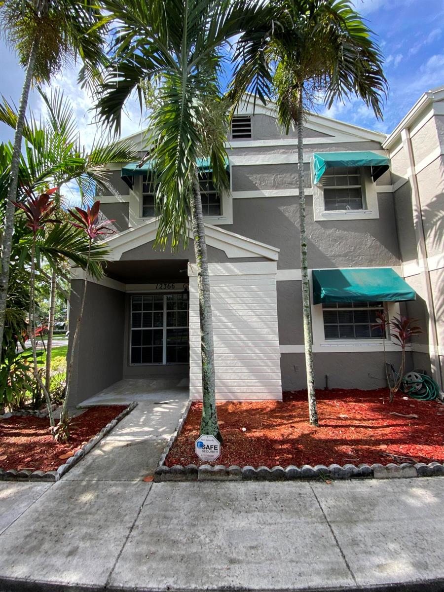 12366 SW 51st Place