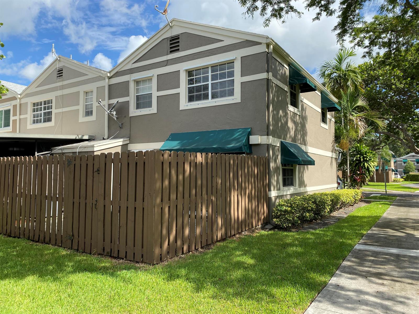 12366 SW 51st Place