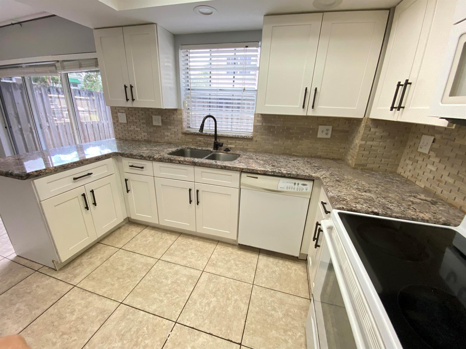 12366 SW 51st Place