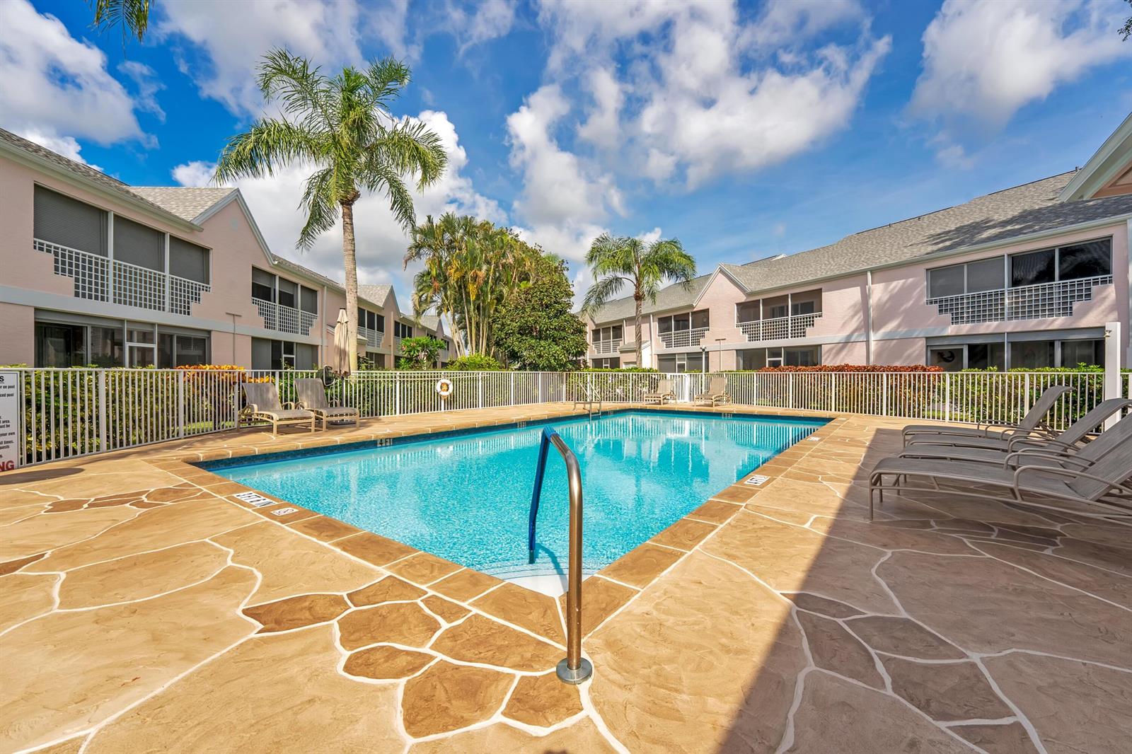 602 Muirfield Court