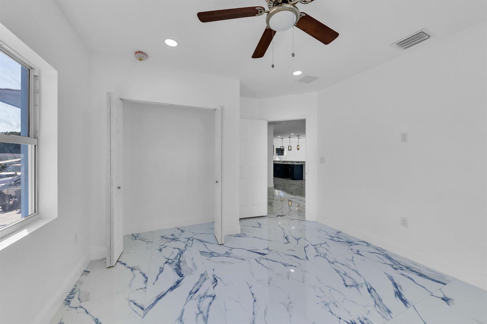 2937 NW 8TH Court