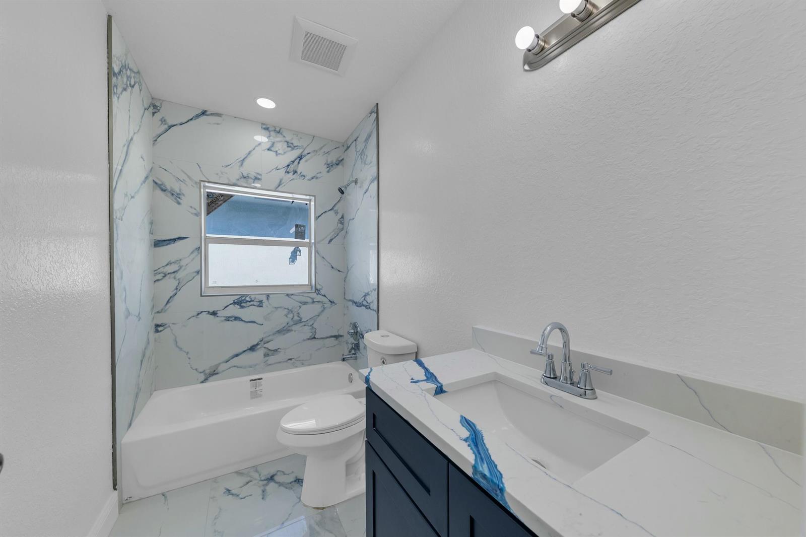 2937 NW 8TH Court
