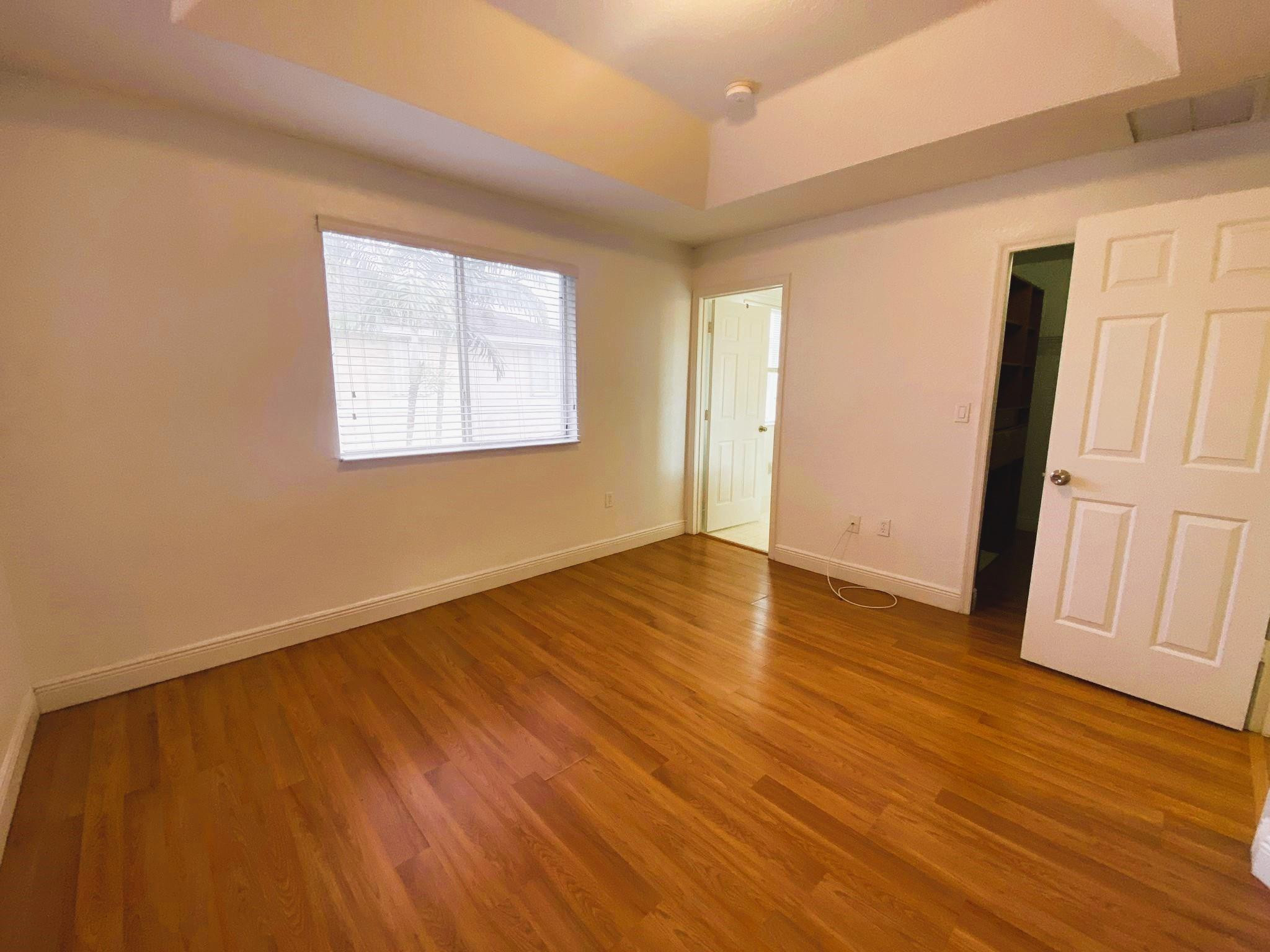 2527 SE 15th Place
