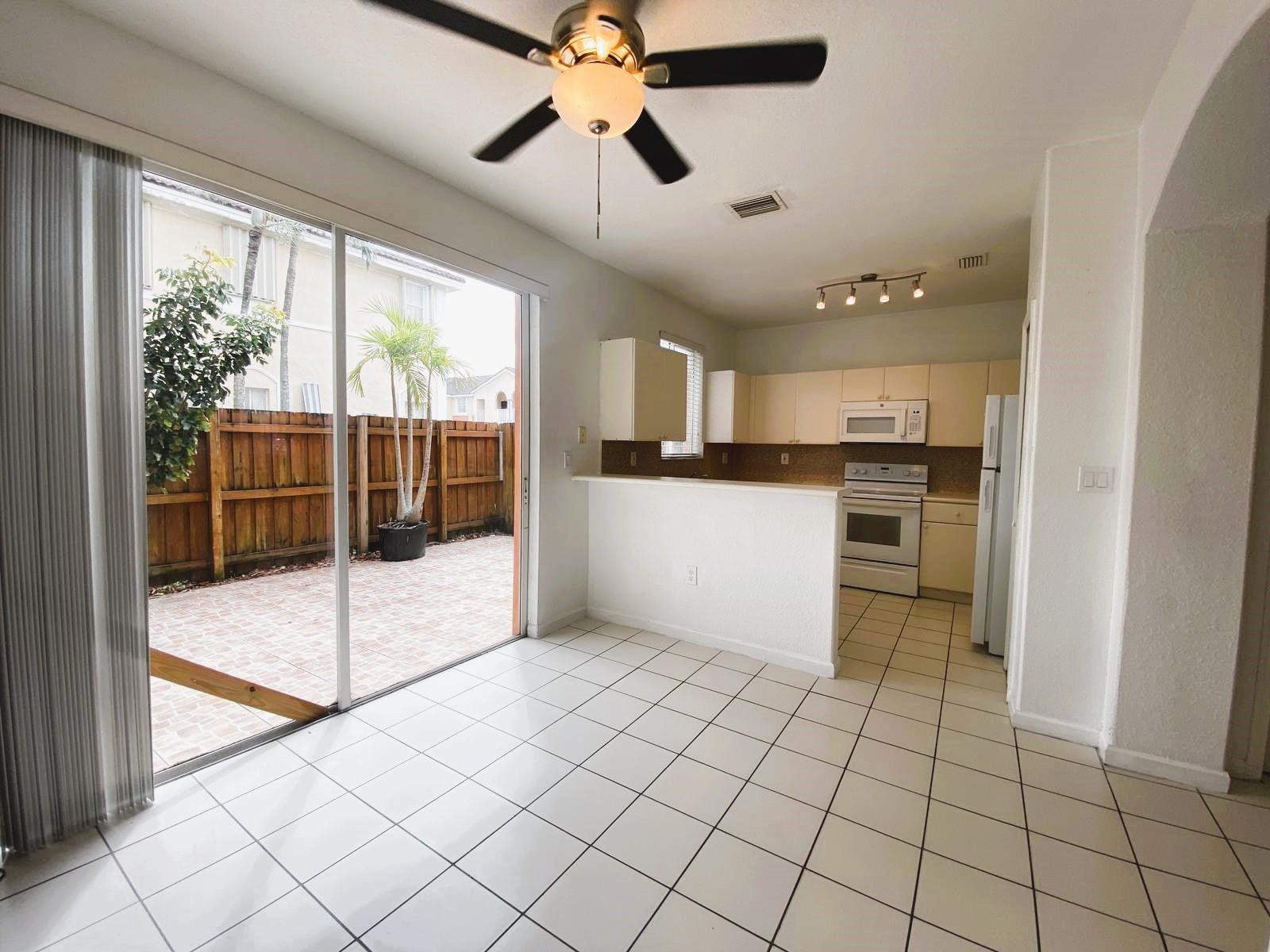 2527 SE 15th Place