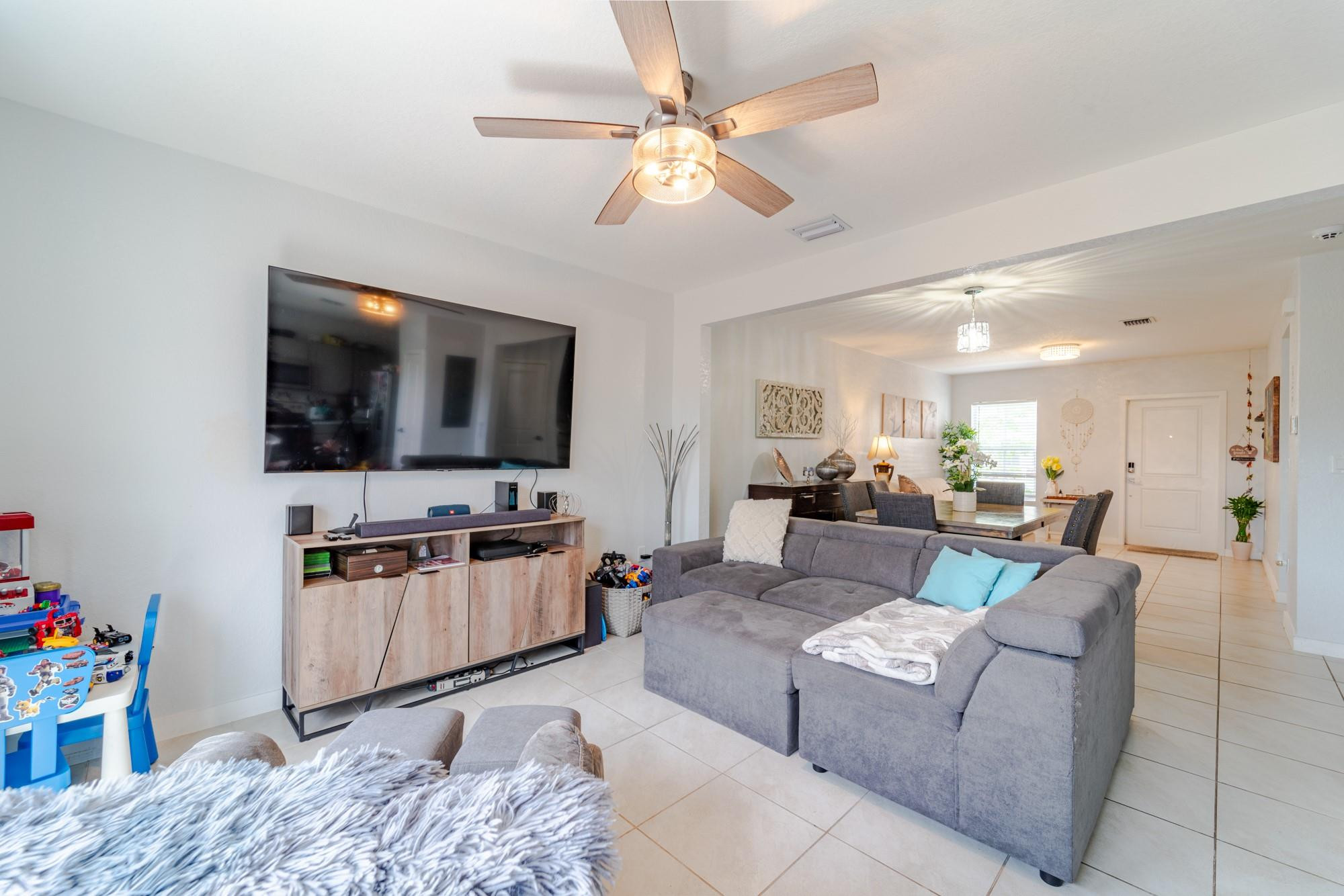 457 NE 4th Street 457