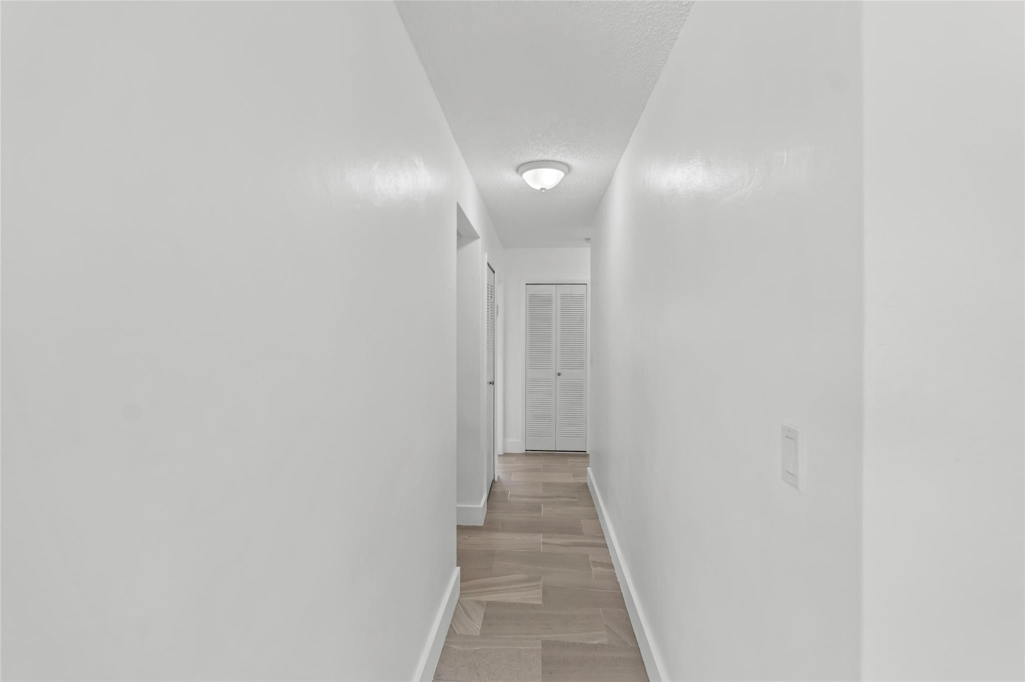 6895 SW 39th Street