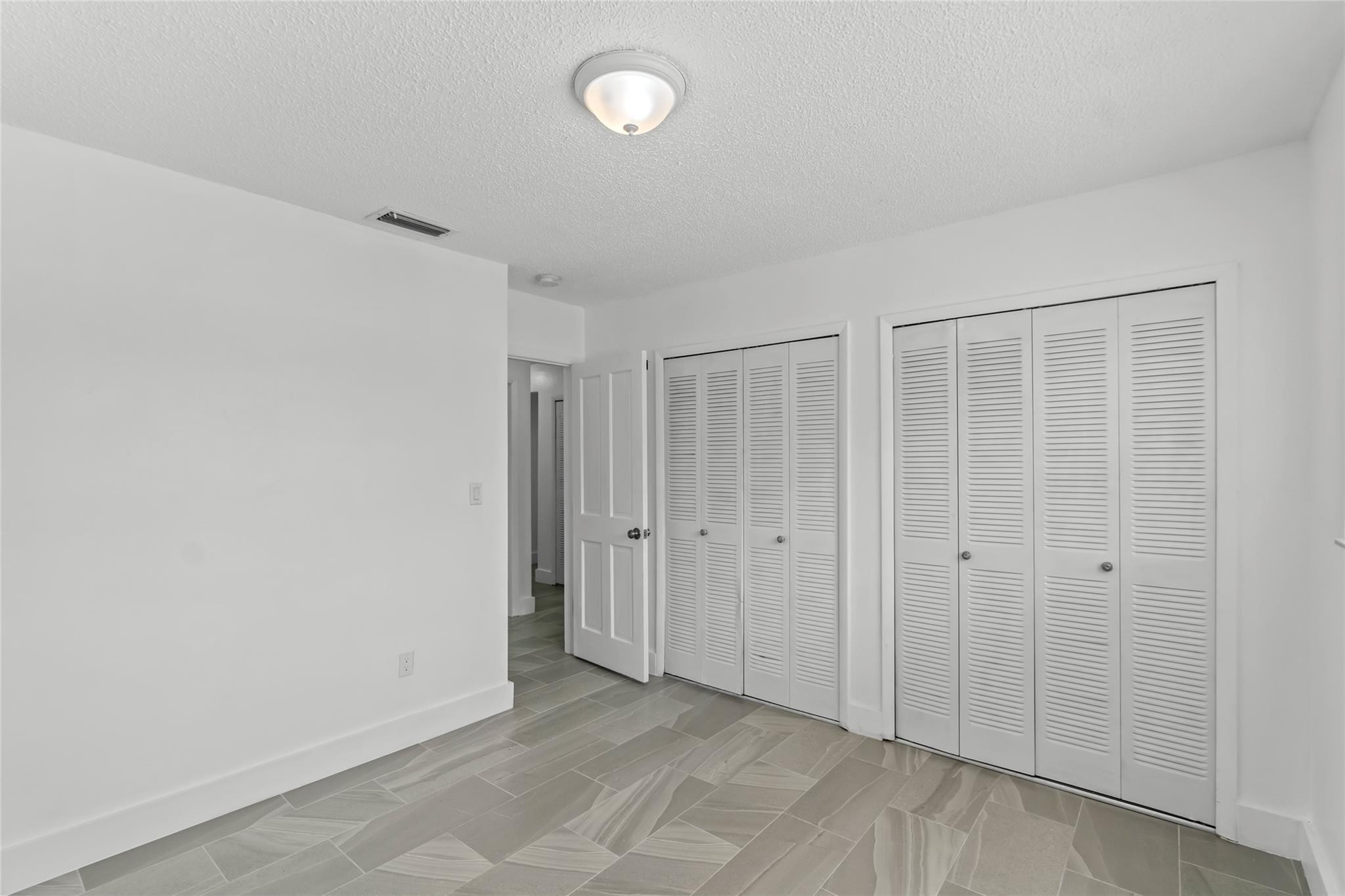 6895 SW 39th Street