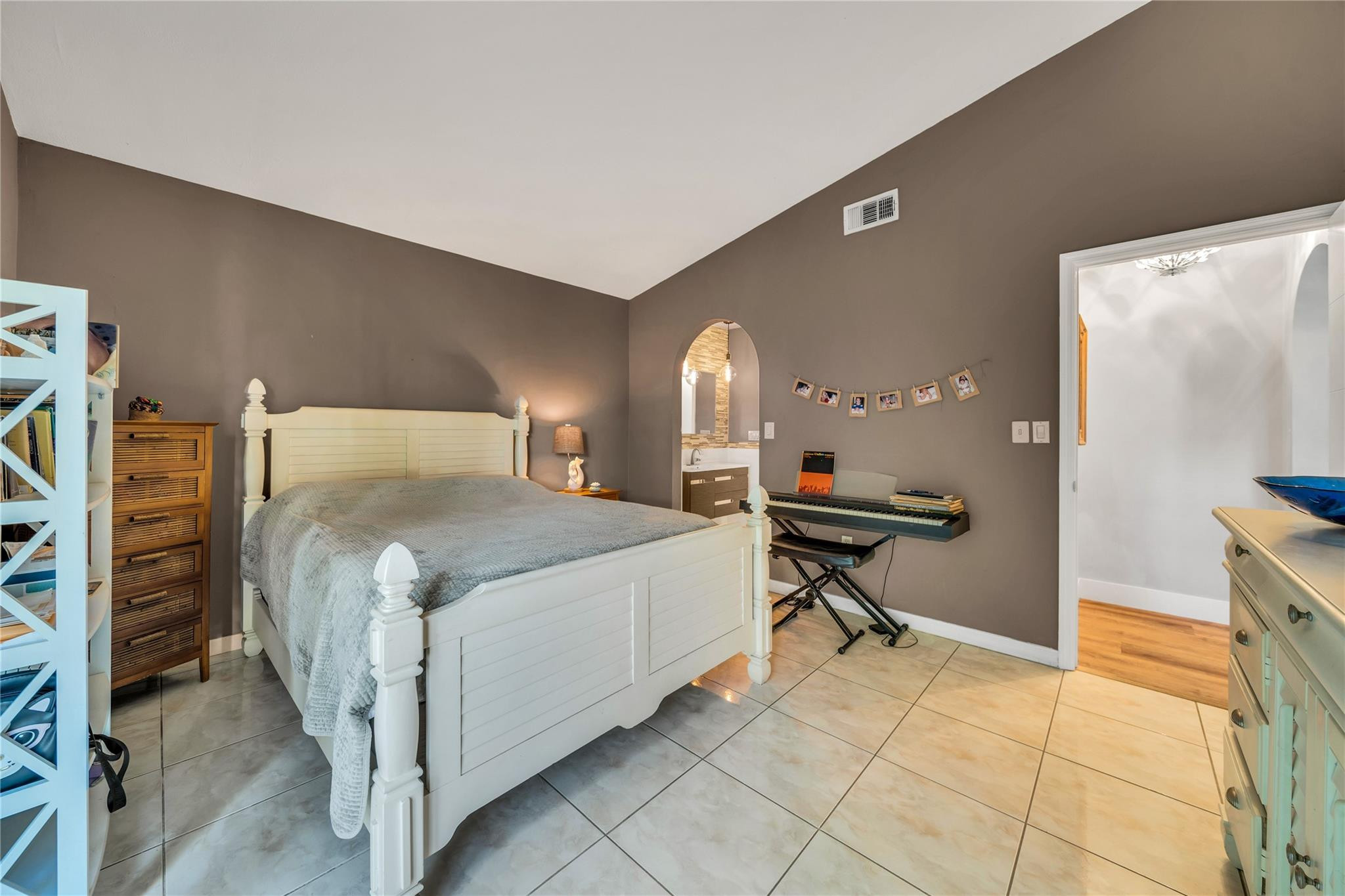 6350 SW 114th Avenue