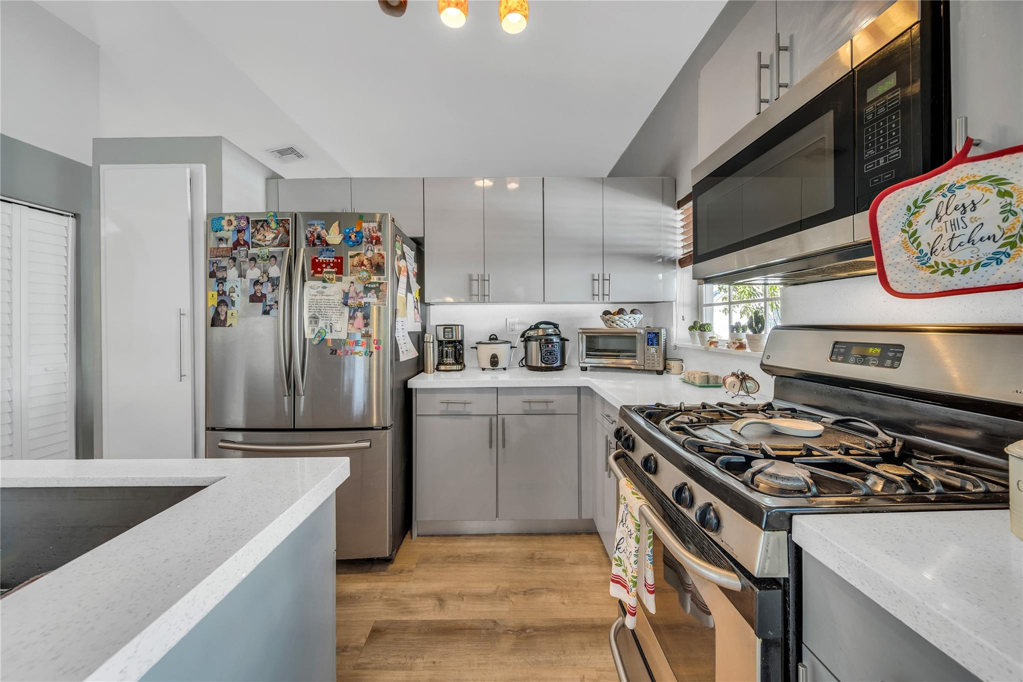 6350 SW 114th Avenue