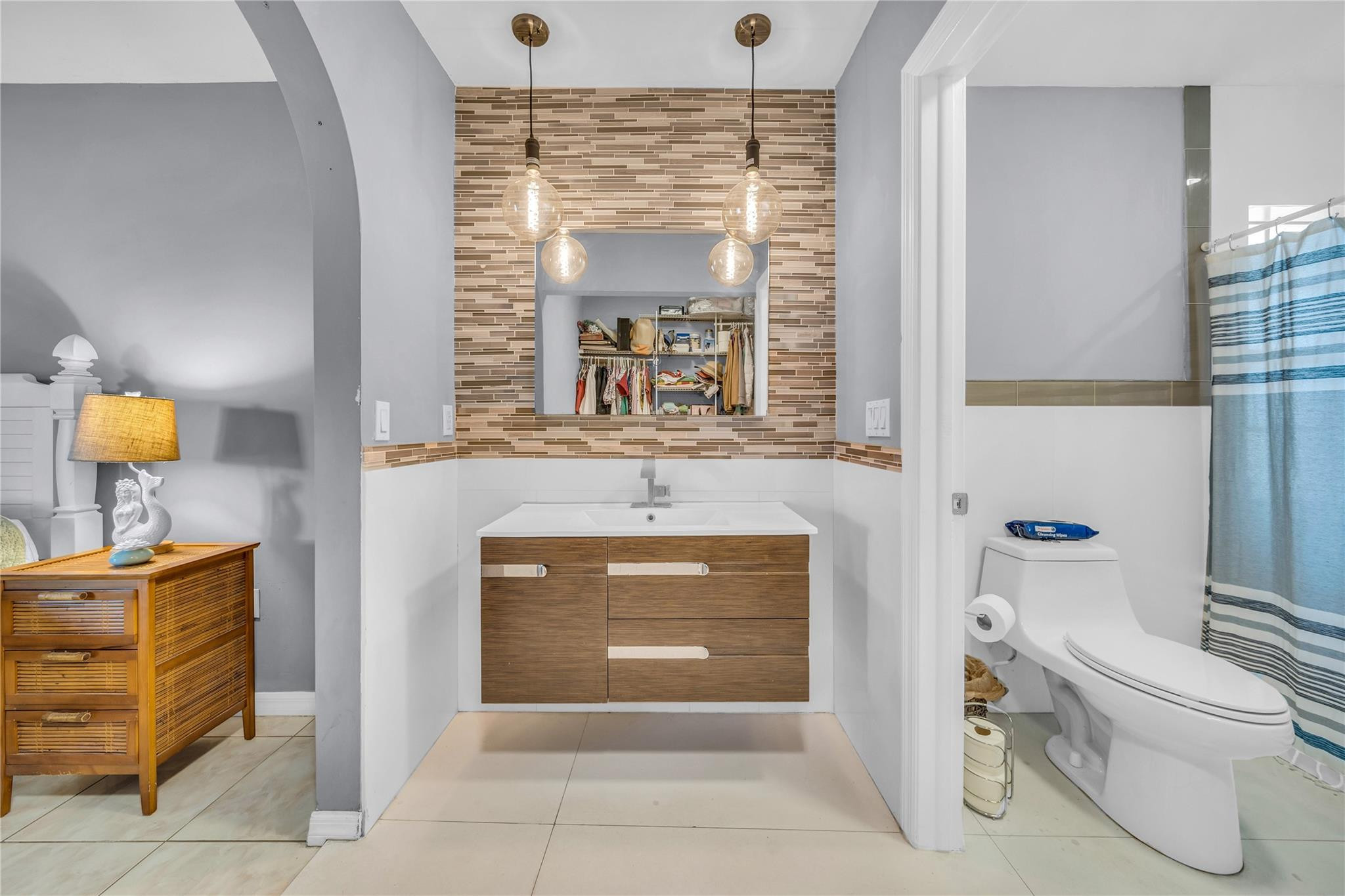 6350 SW 114th Avenue