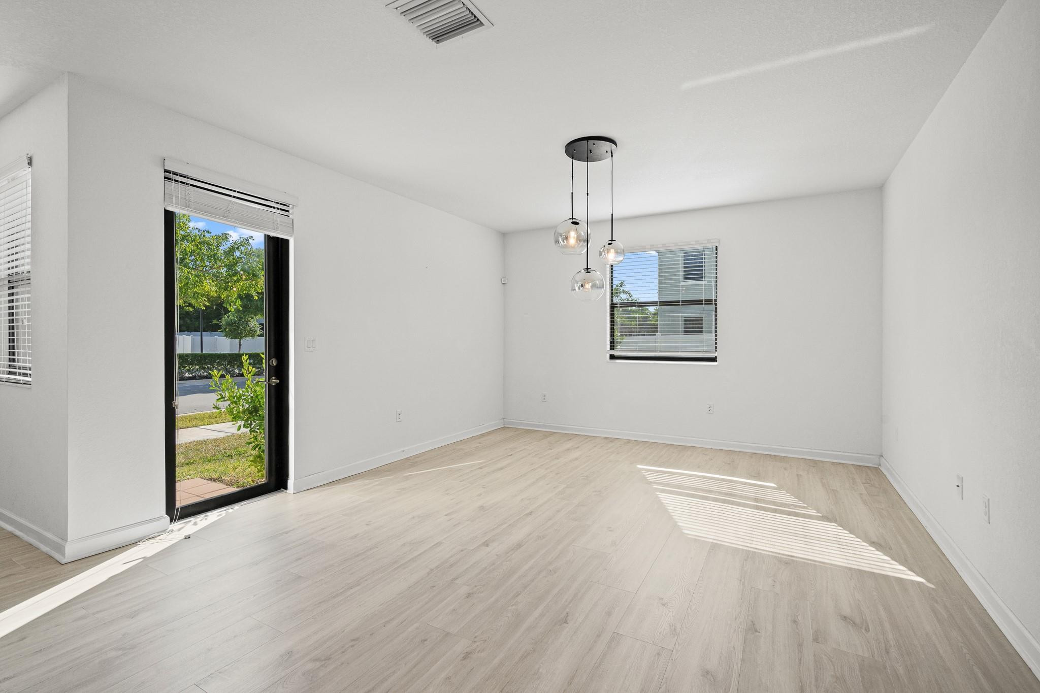 3508 W 108th Street