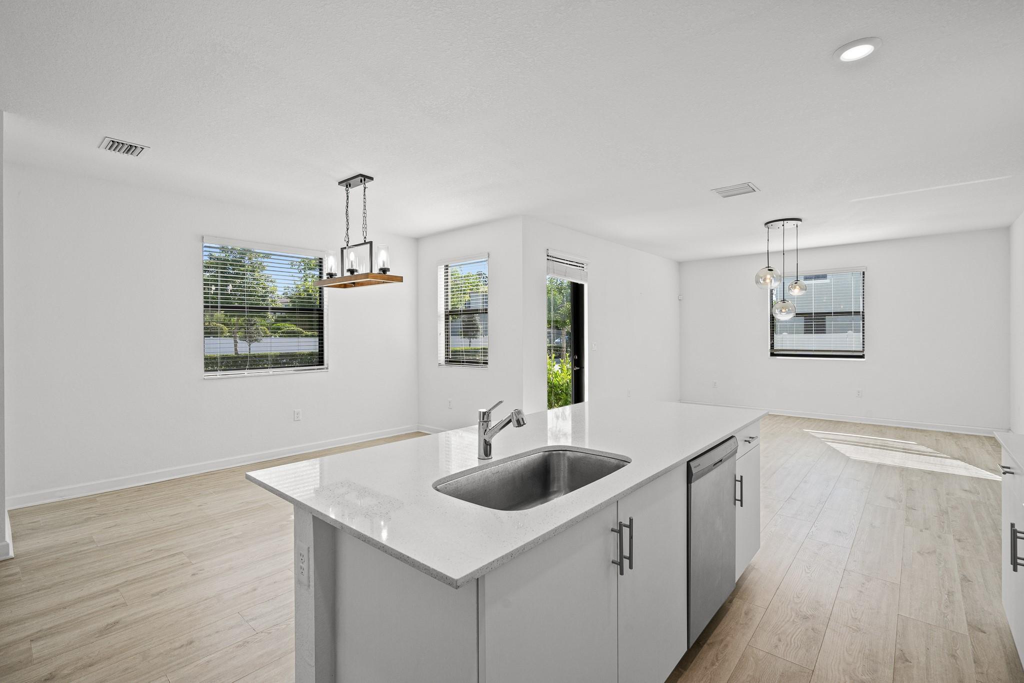 3508 W 108th Street