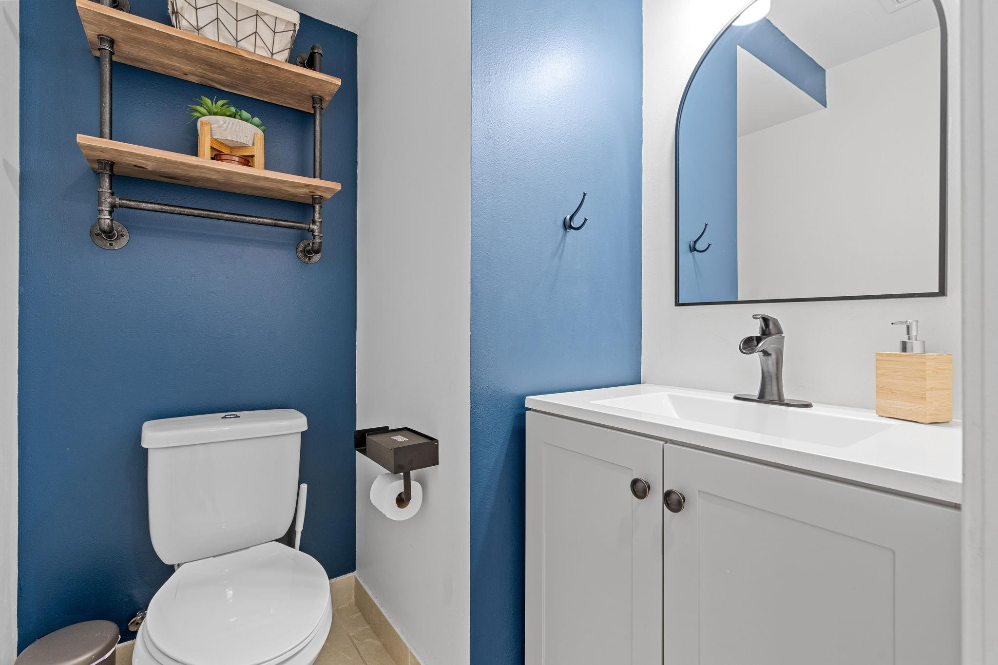 4945 NW 48th Terrace