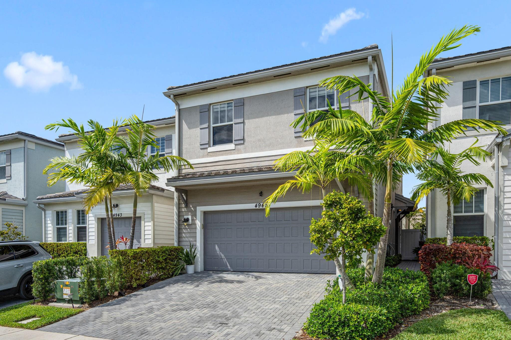 4945 NW 48th Terrace