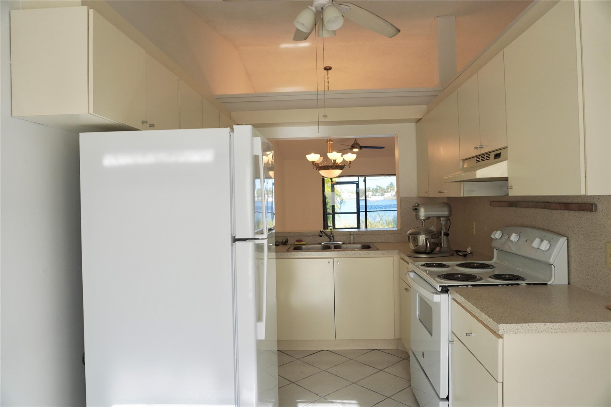5600 Park Road Unit: ,