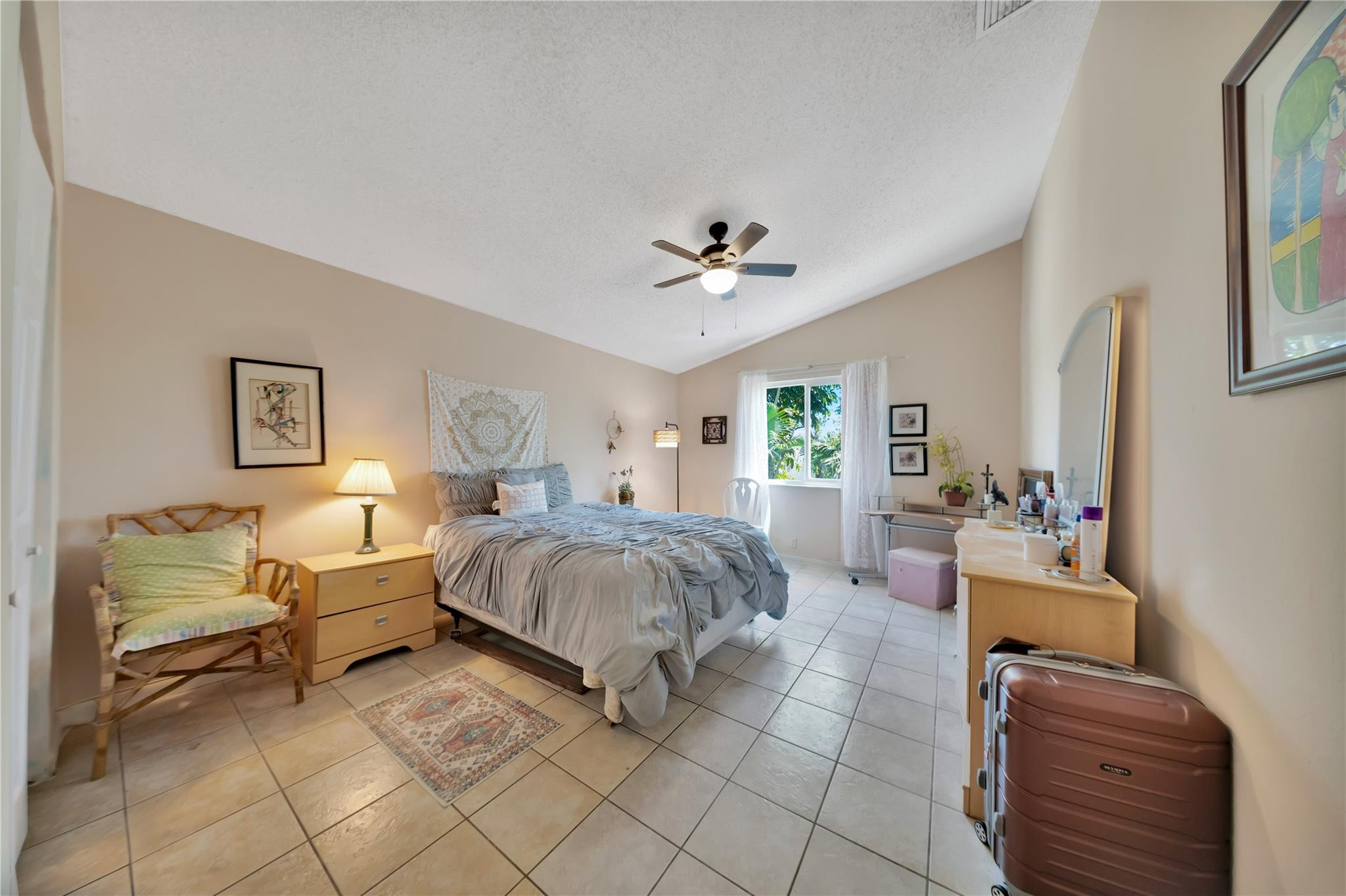 4327 SW 147th Place