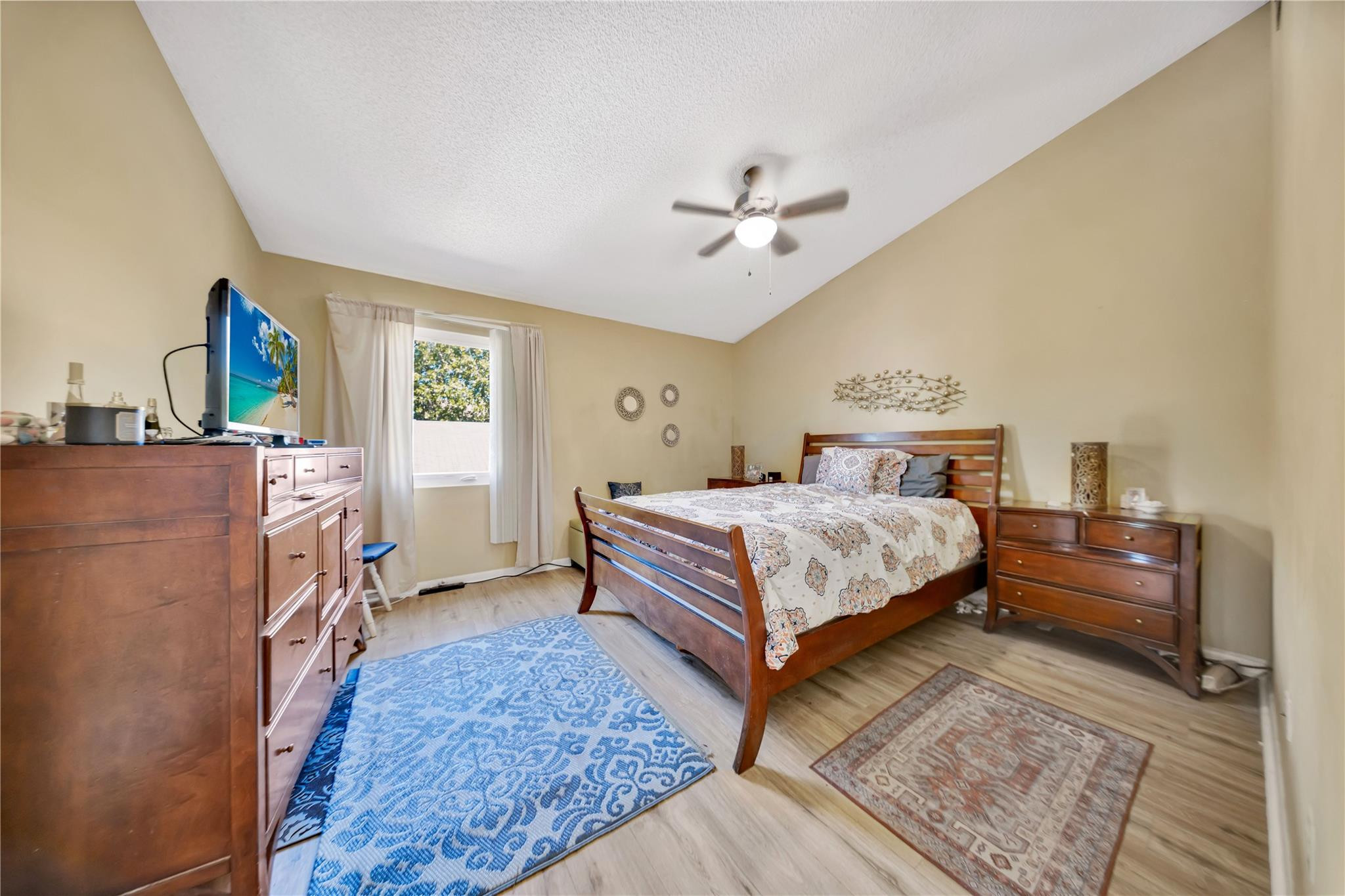 4327 SW 147th Place