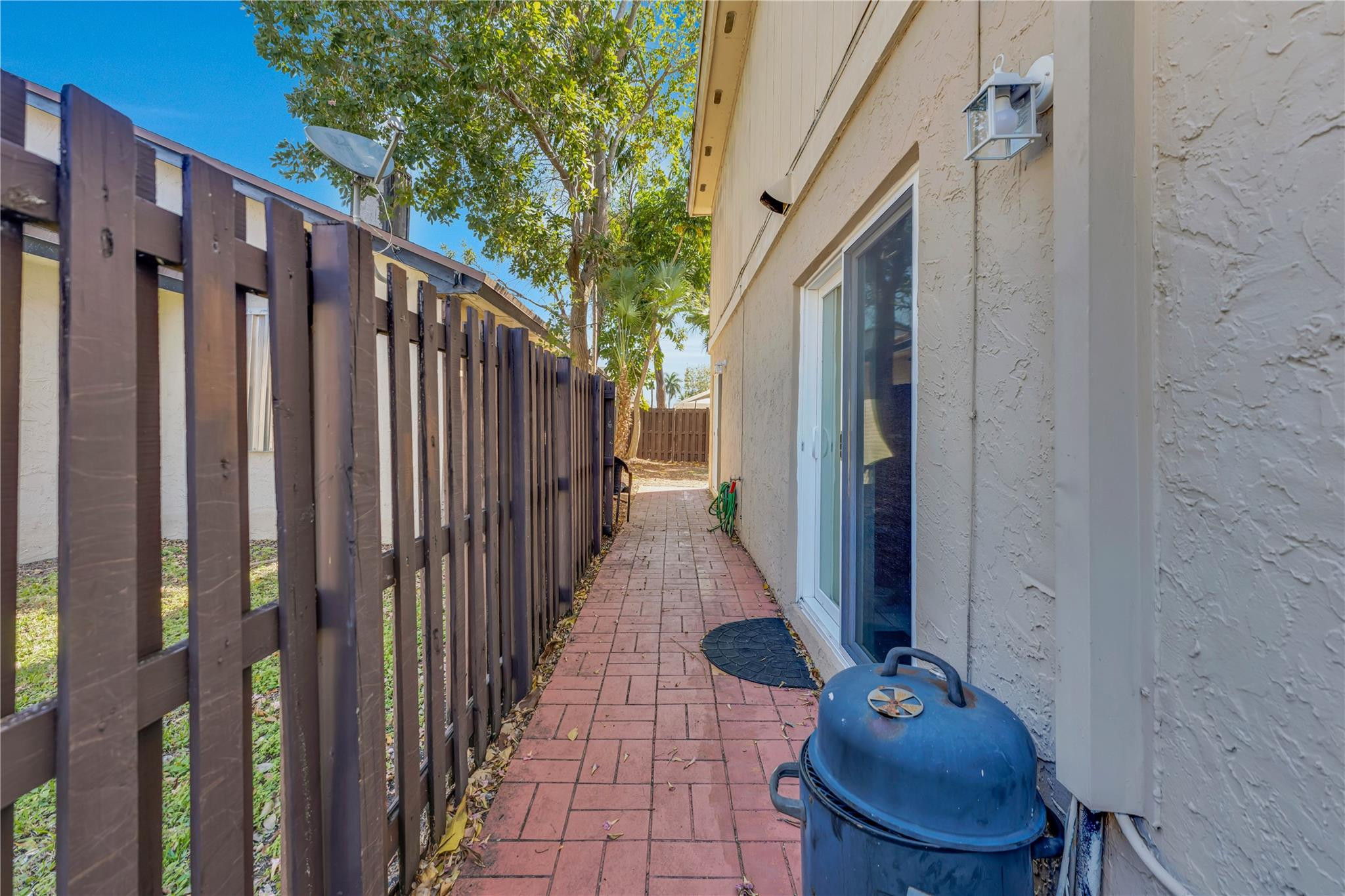 4327 SW 147th Place