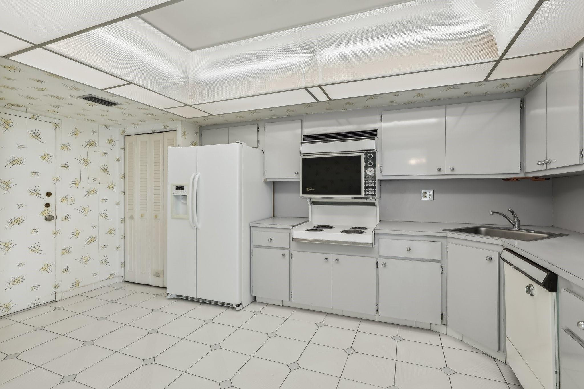 2150 Sans Souci Boulevard C402