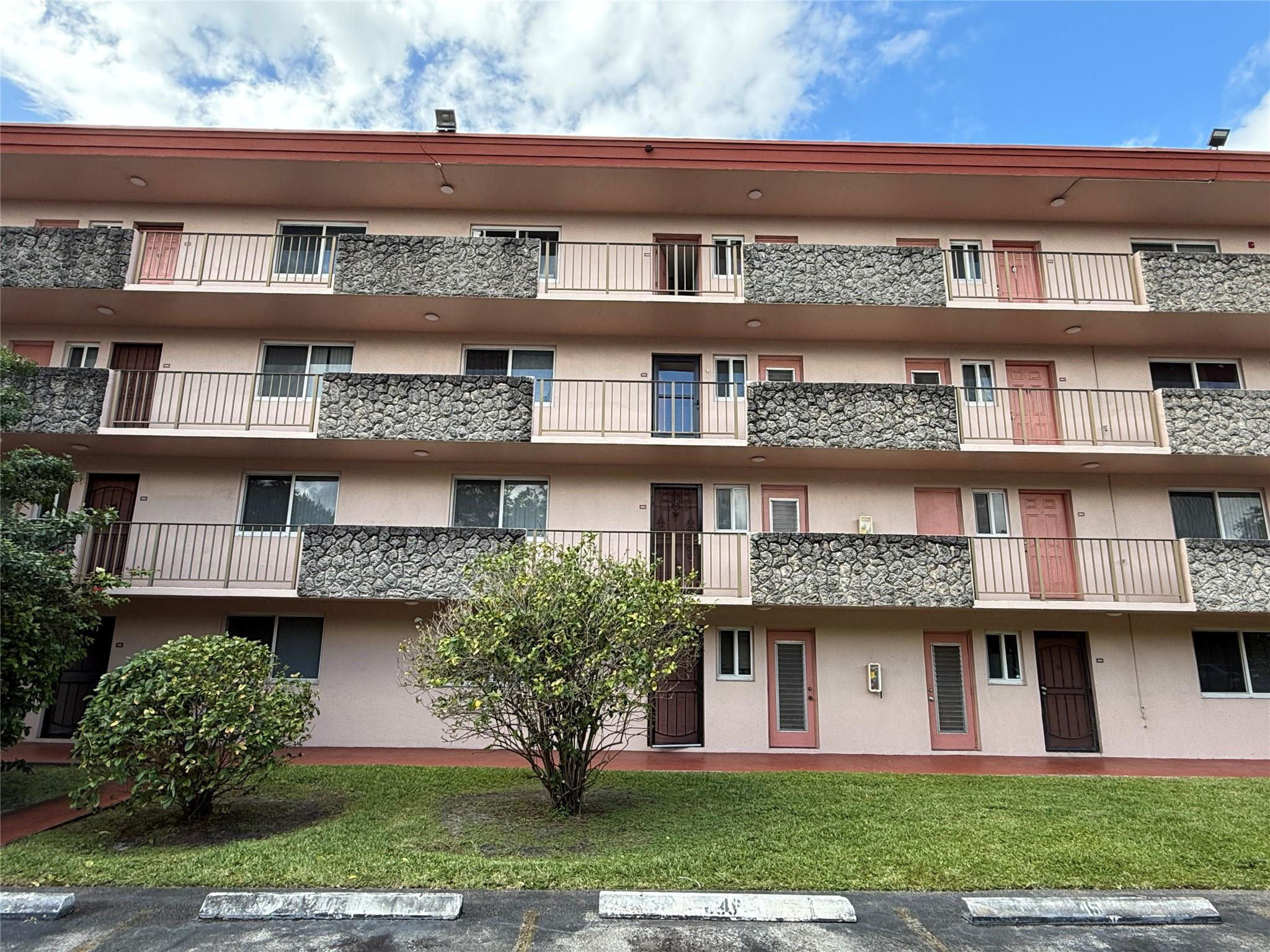 1101 NW 58th Terrace 103