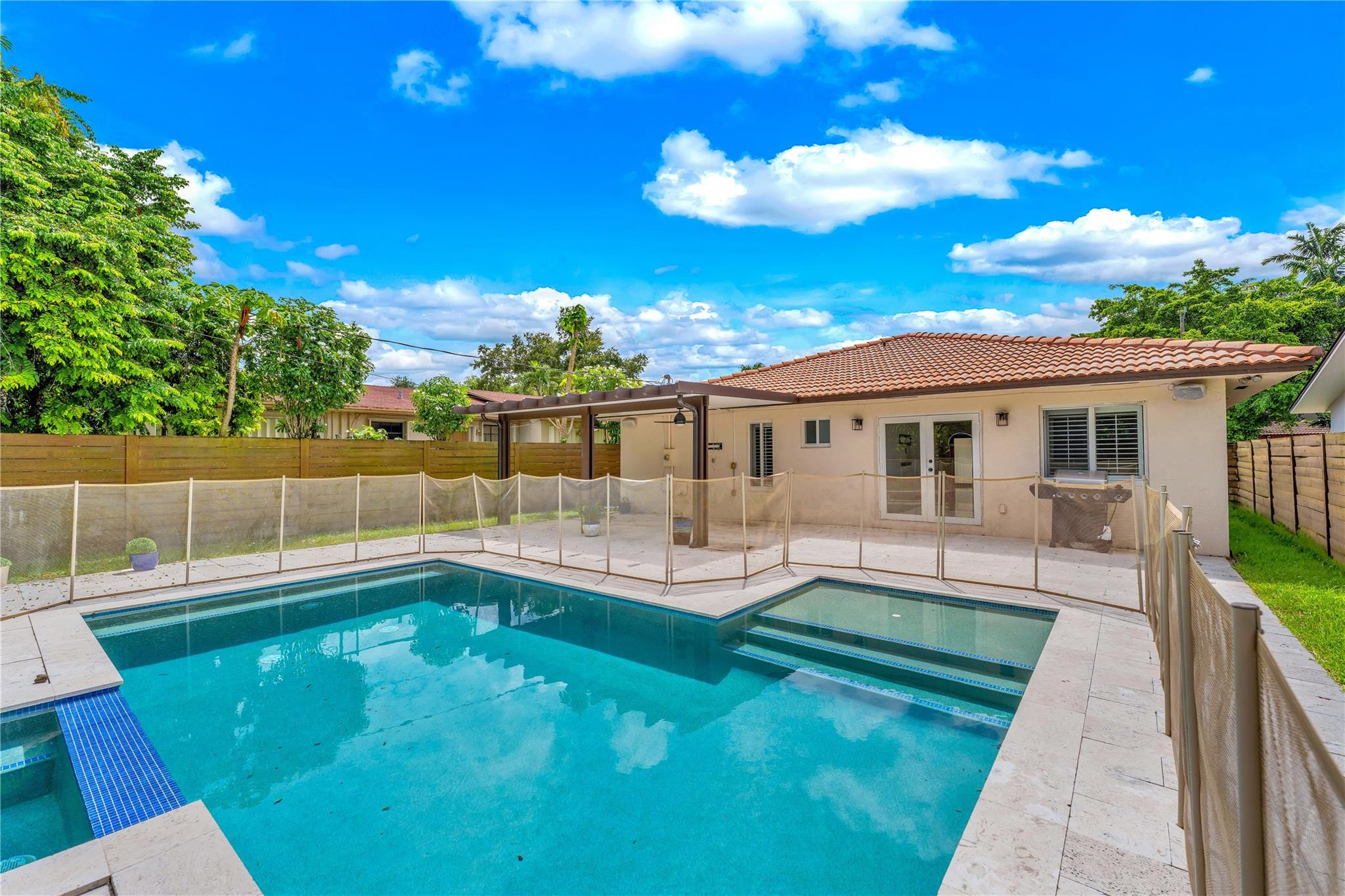 6911 SW 83rd Court
