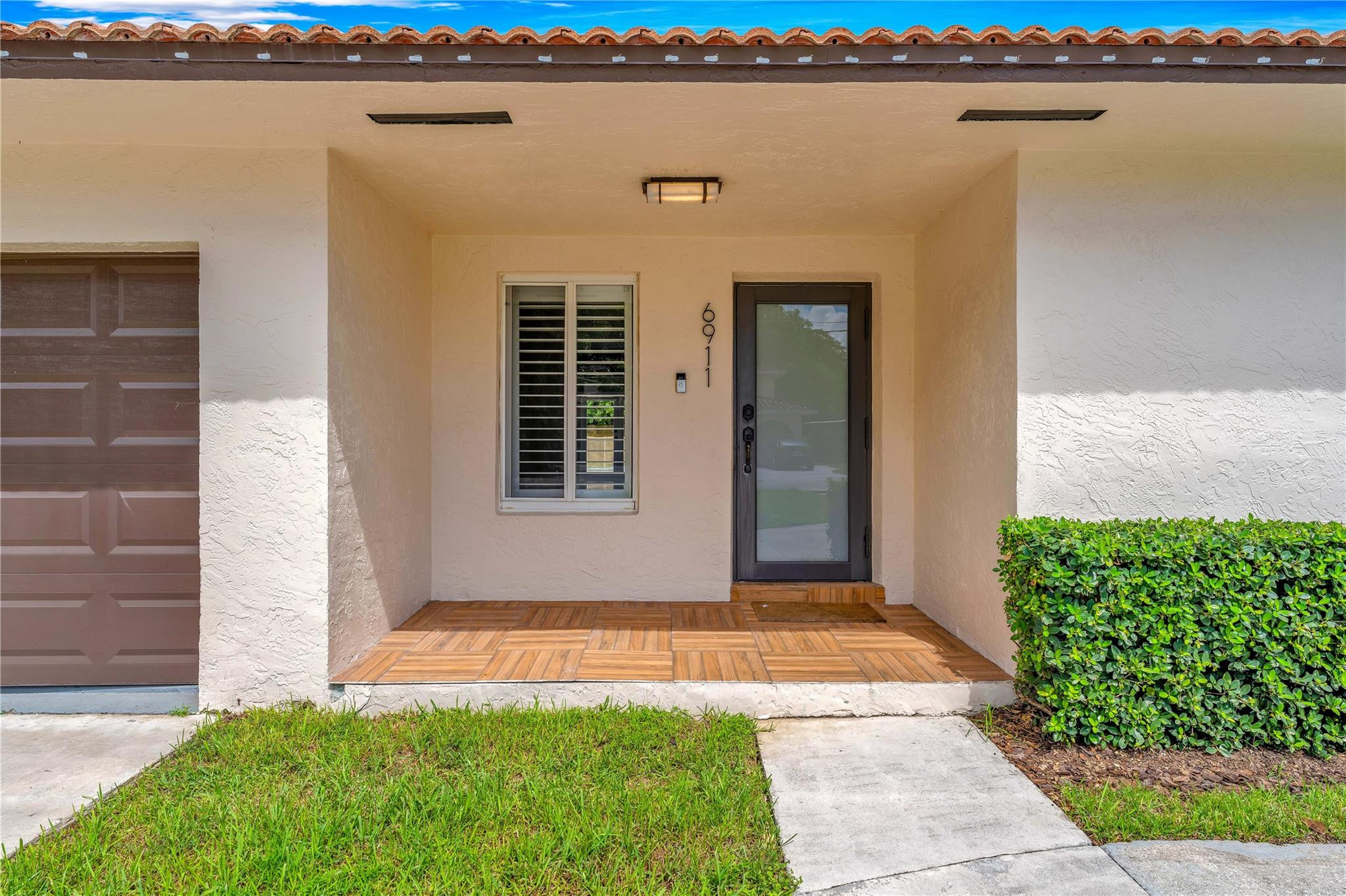 6911 SW 83rd Court