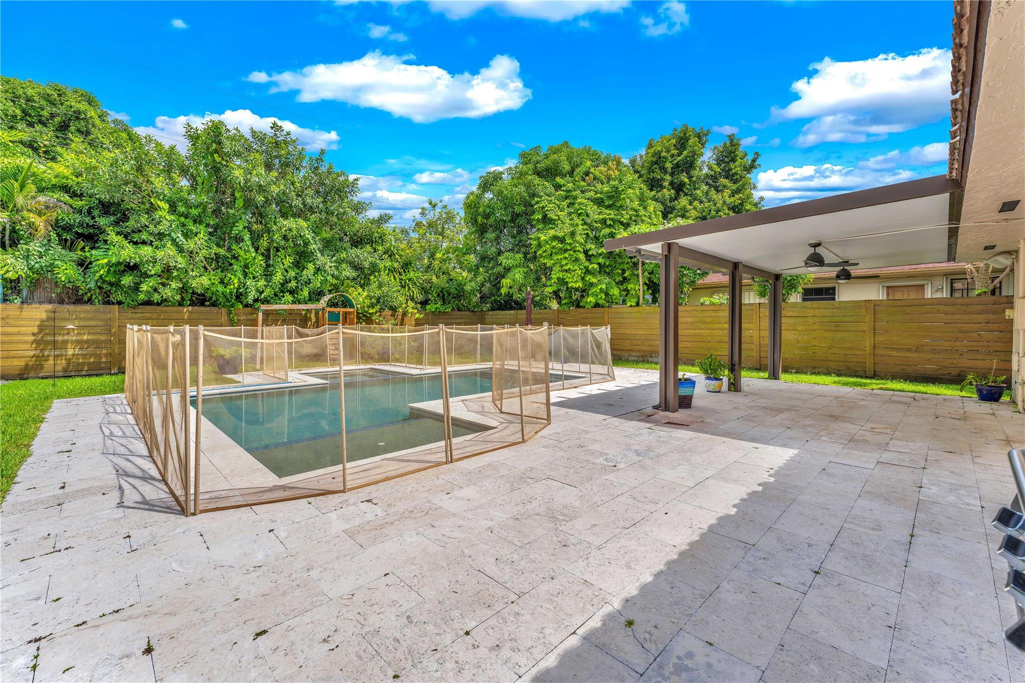 6911 SW 83rd Court
