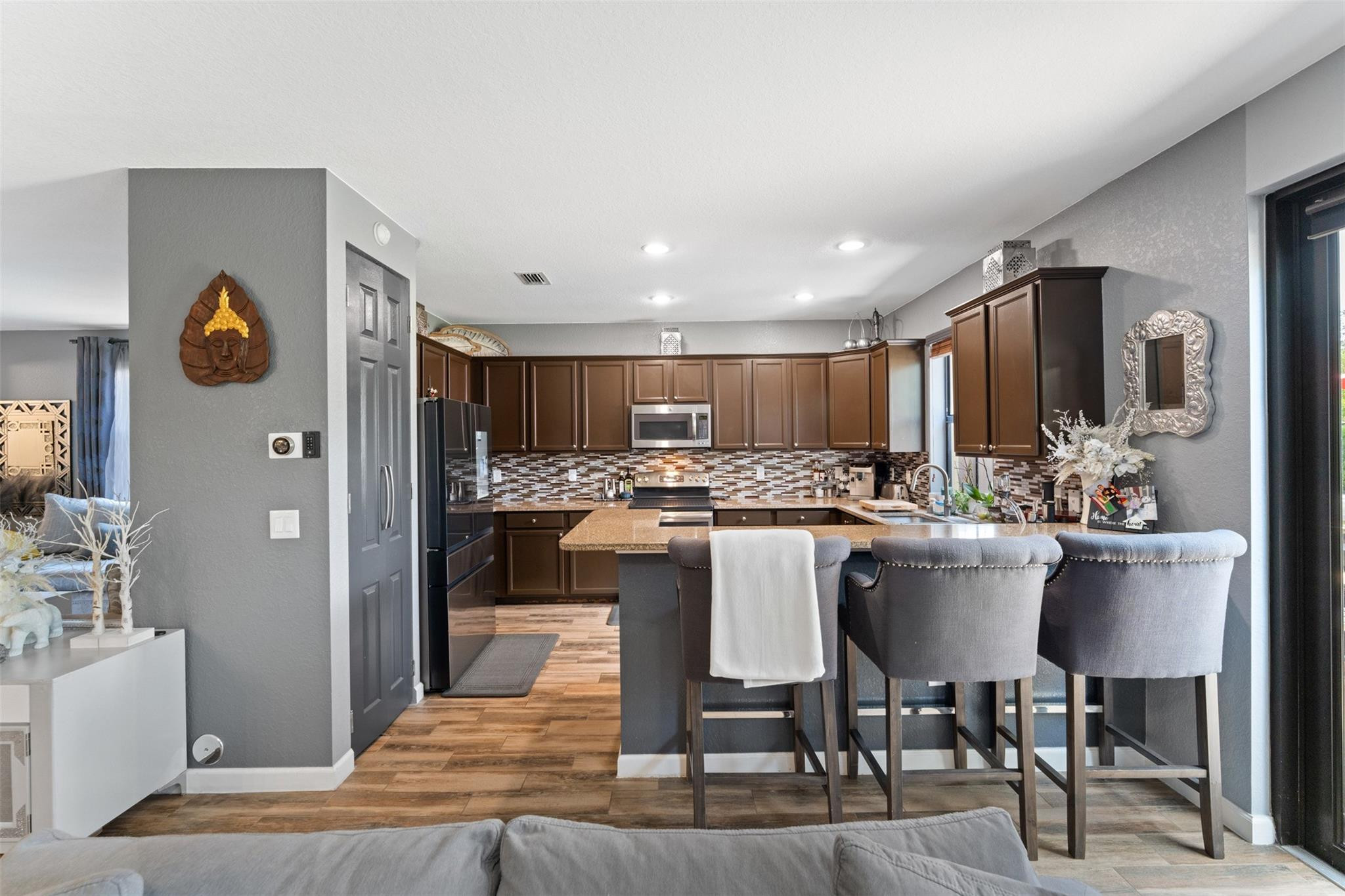 825 E Village Circle