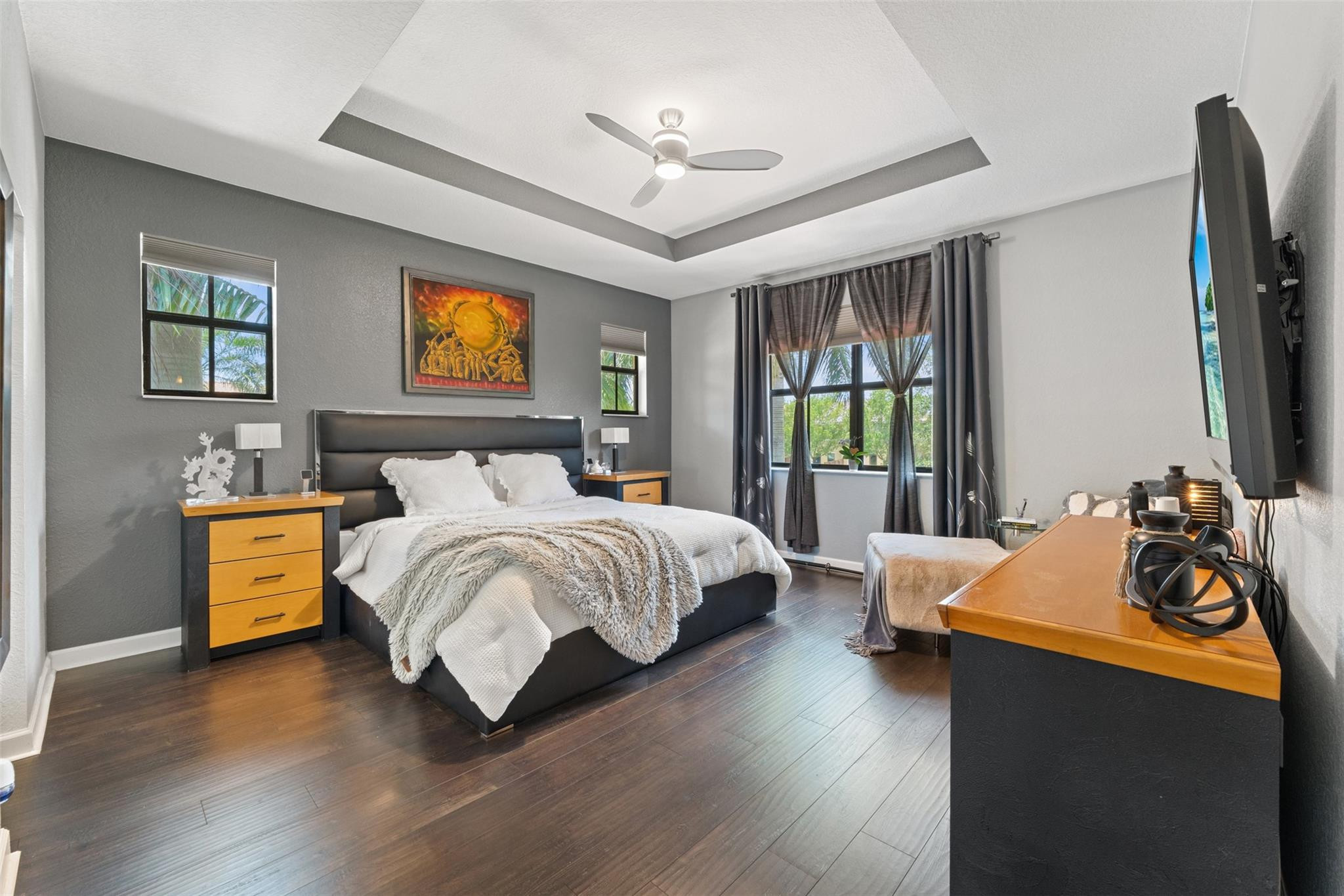 825 E Village Circle