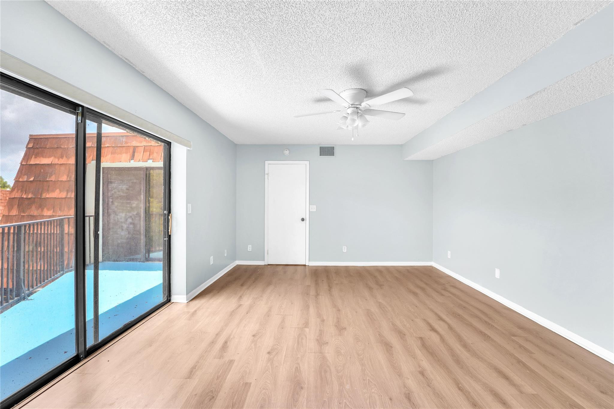 8466 S Coral Circle