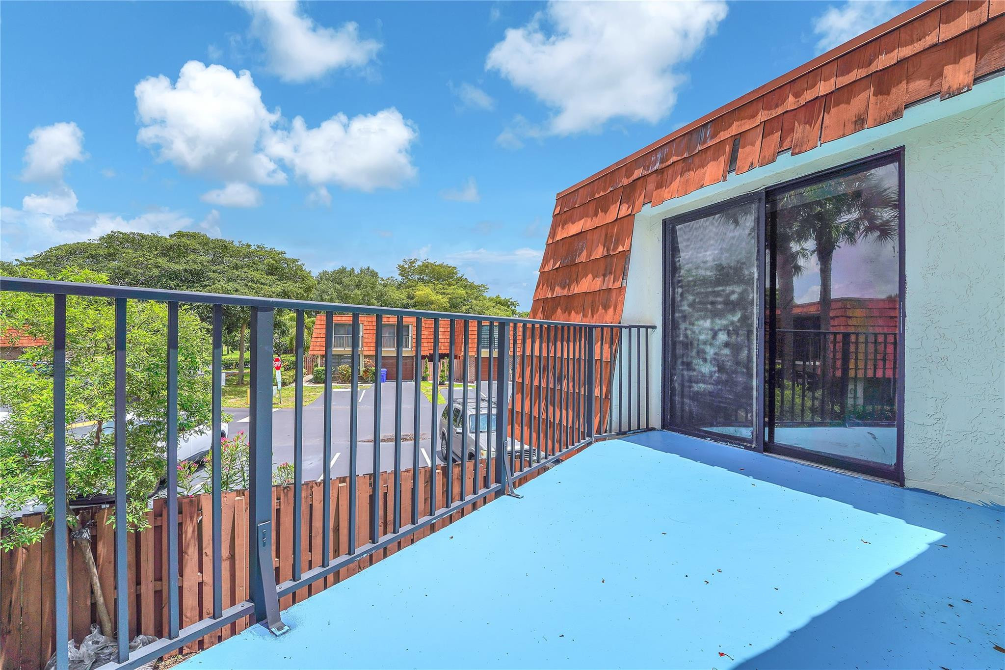 8466 S Coral Circle