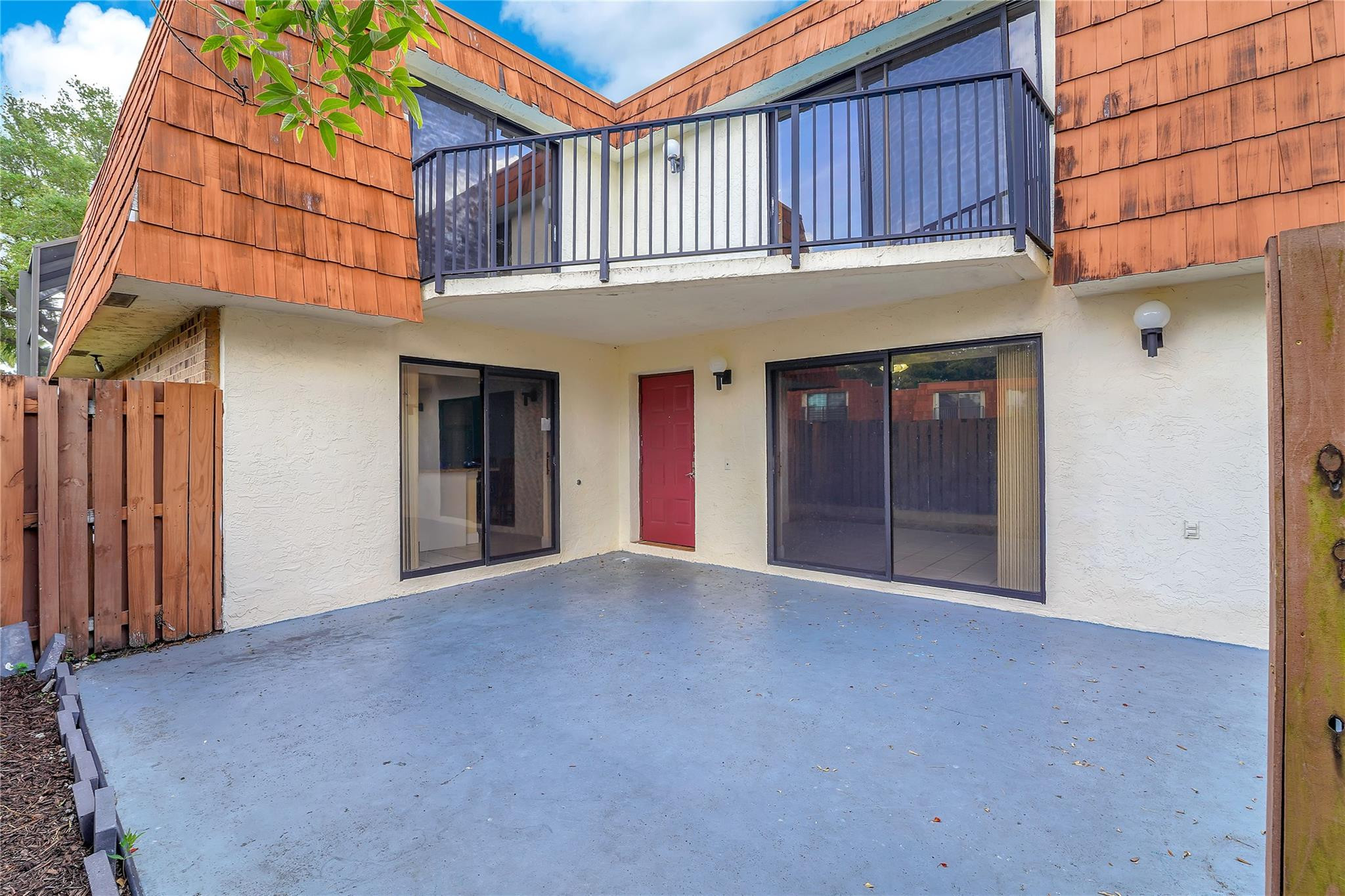 8466 S Coral Circle