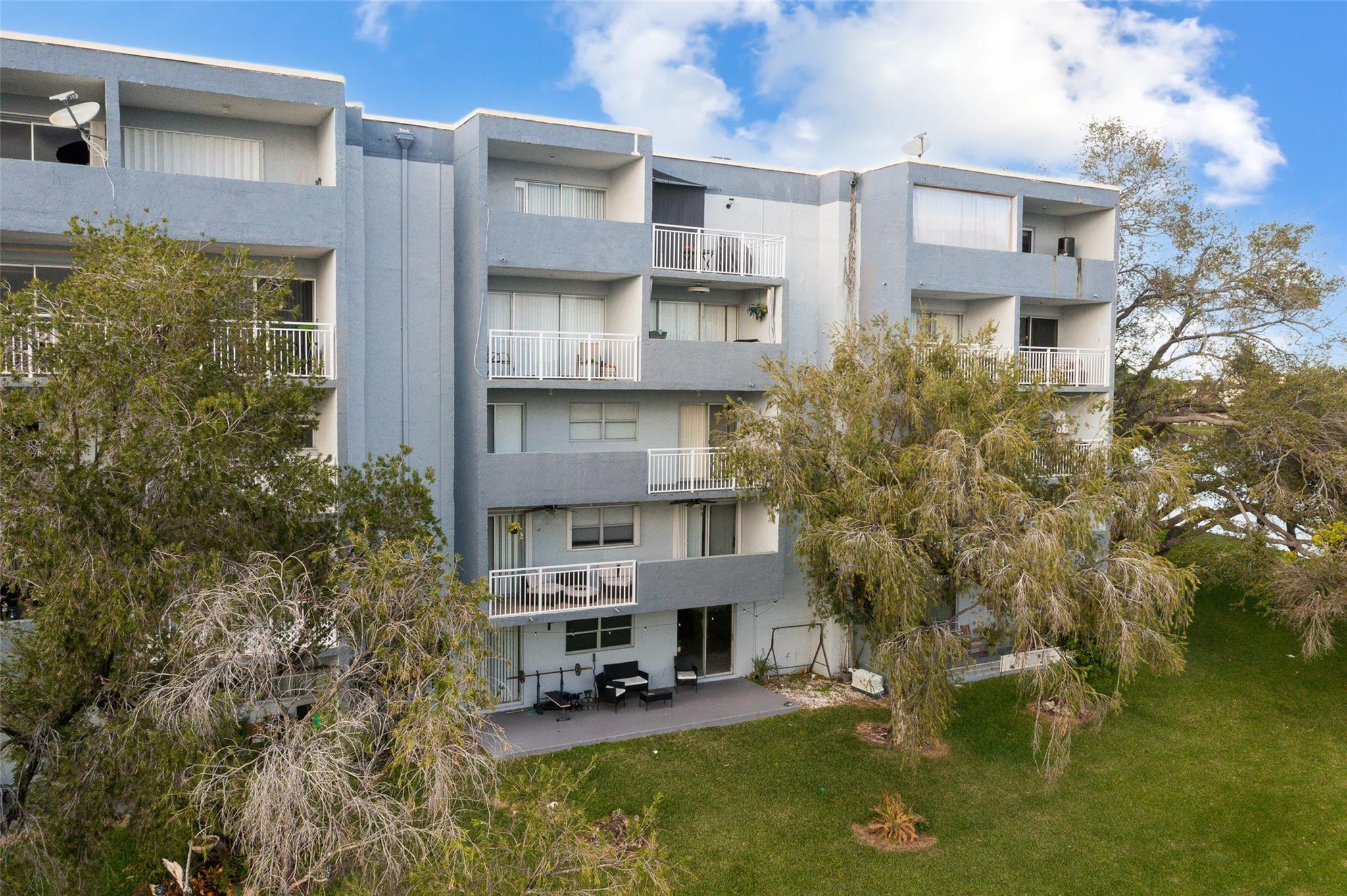 9359 Fontainebleau Boulevard F208