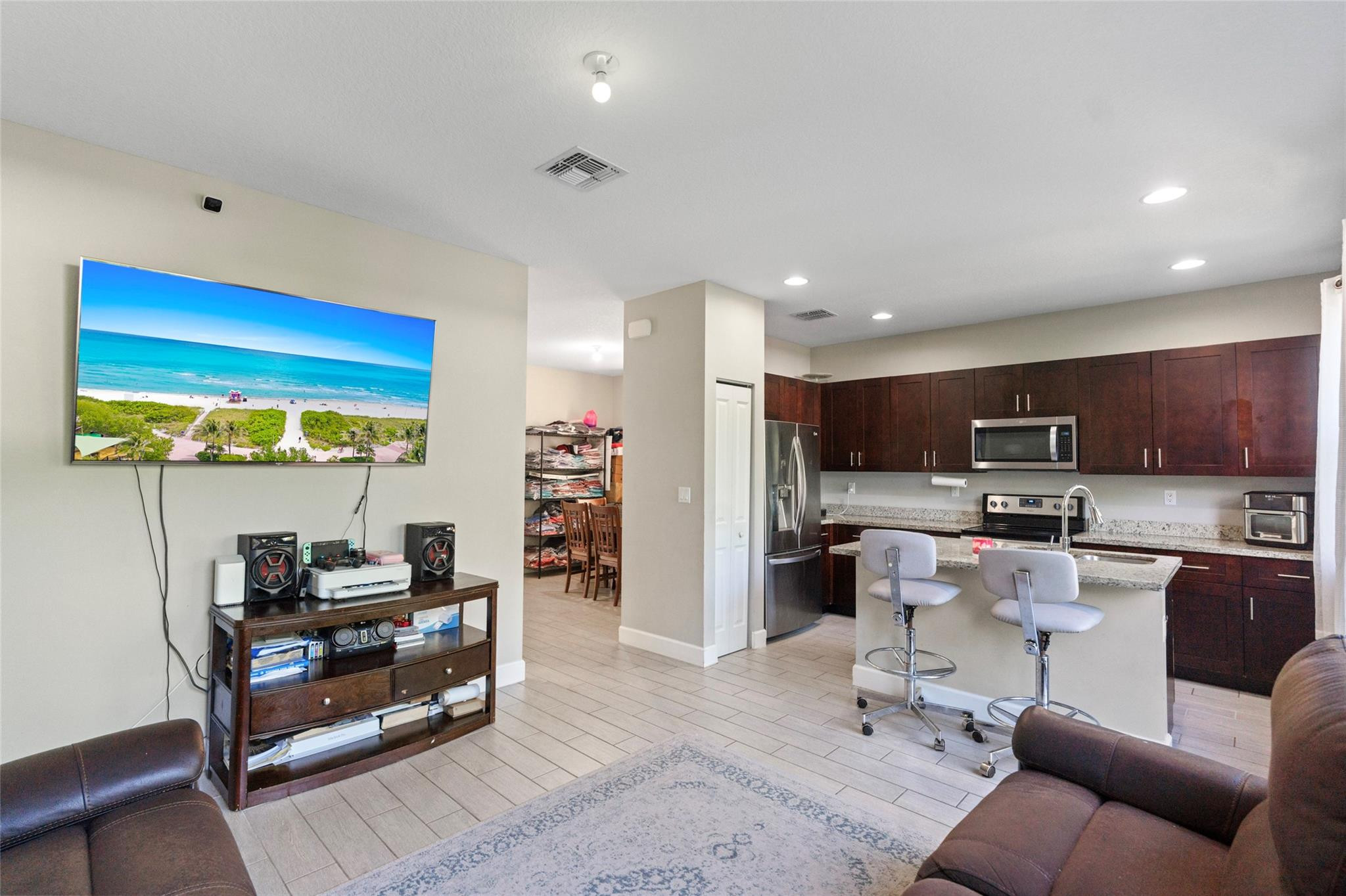 5215 NW 50th Terrace