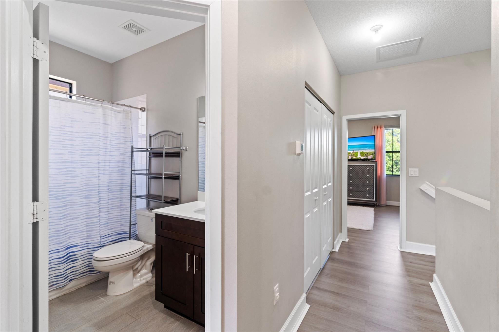 5215 NW 50th Terrace