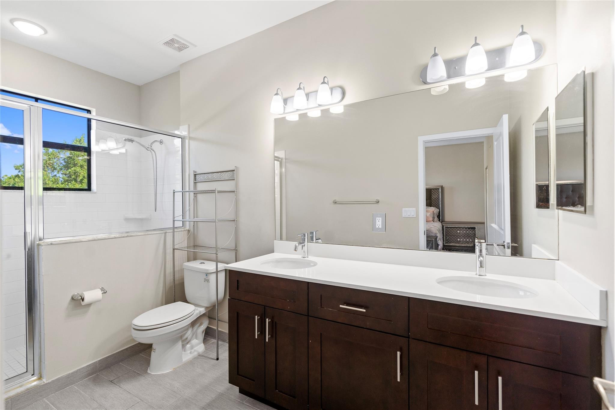 5215 NW 50th Terrace