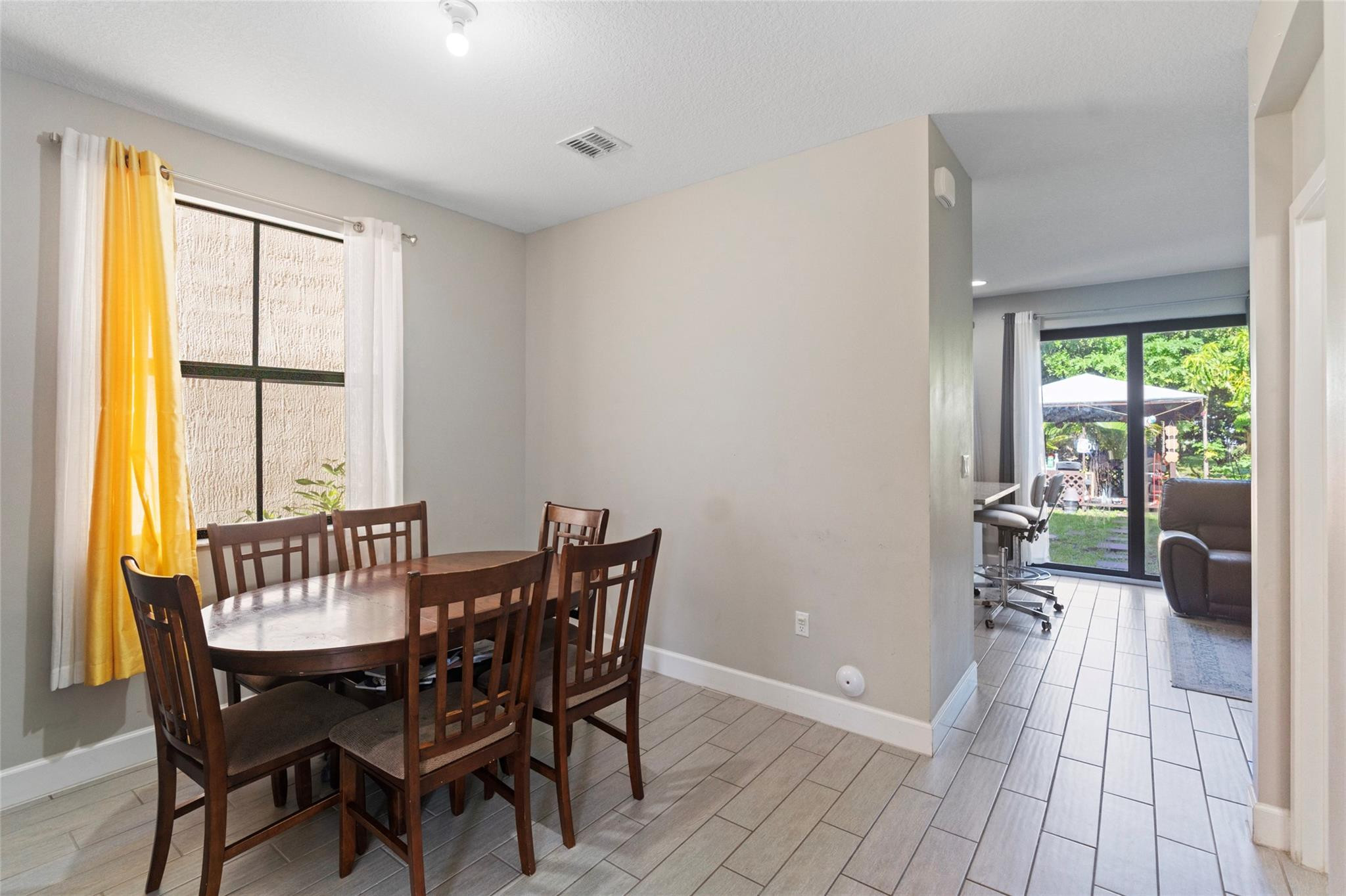 5215 NW 50th Terrace