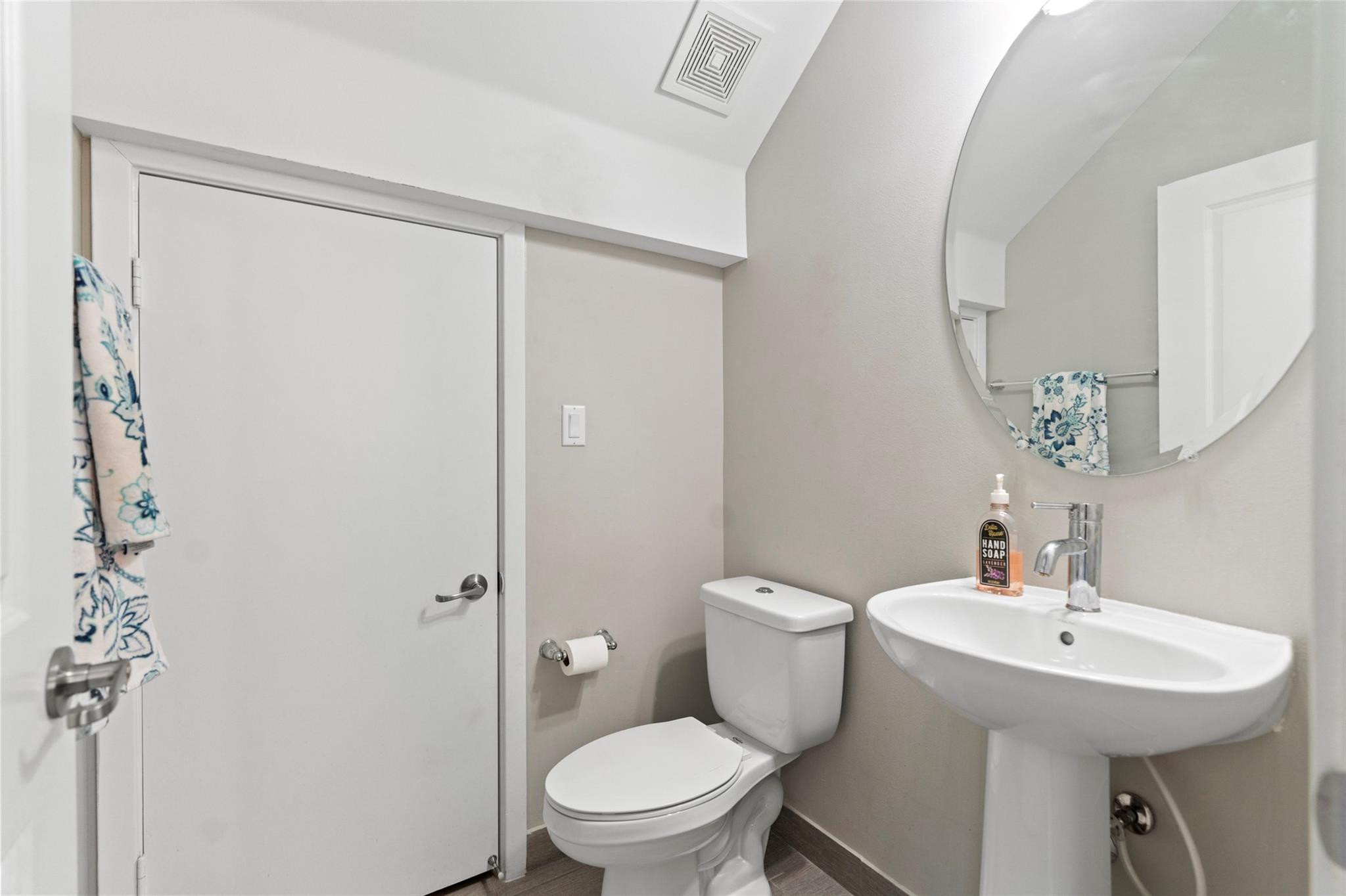 5215 NW 50th Terrace