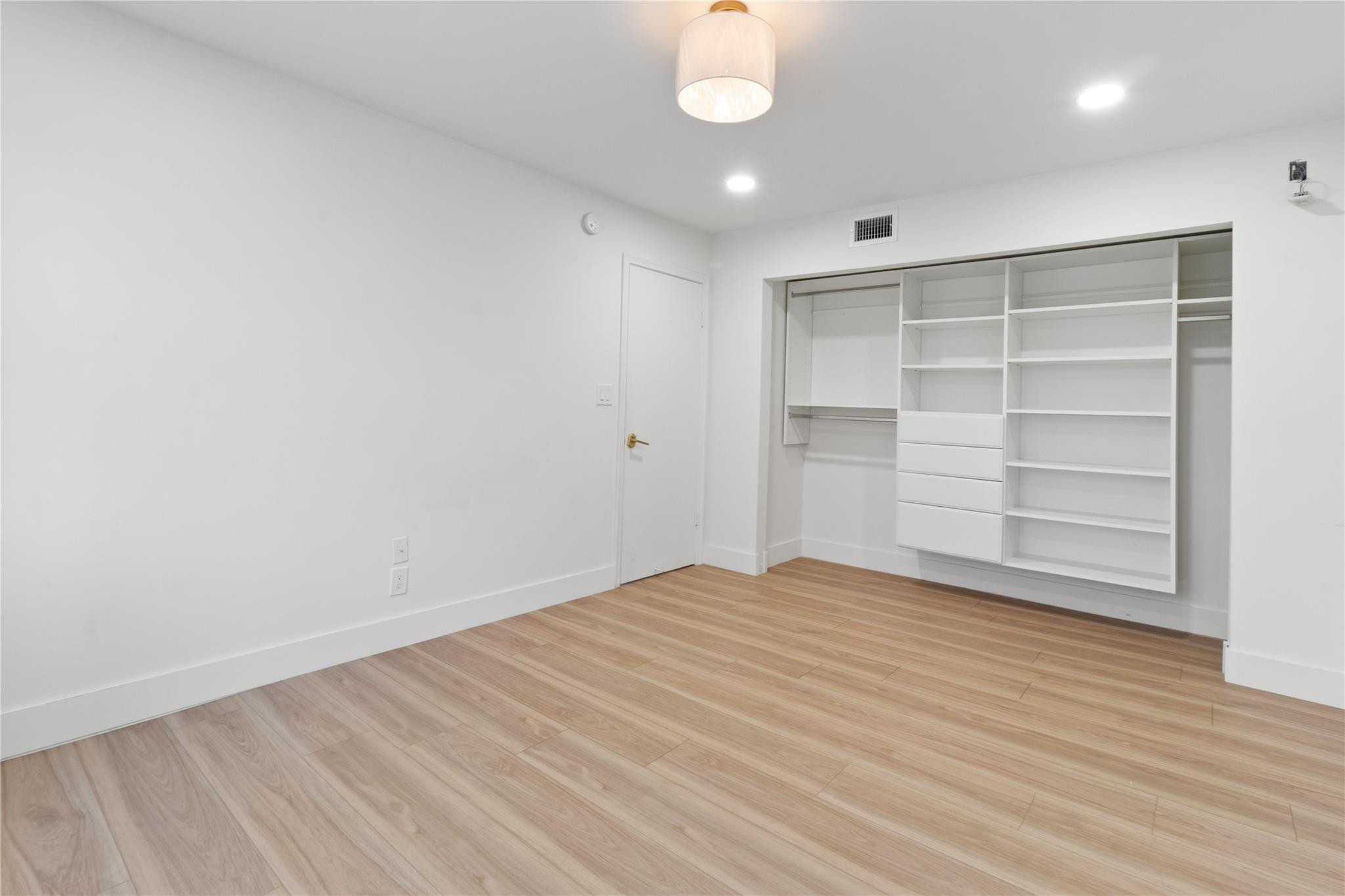1301 NE 7th Street