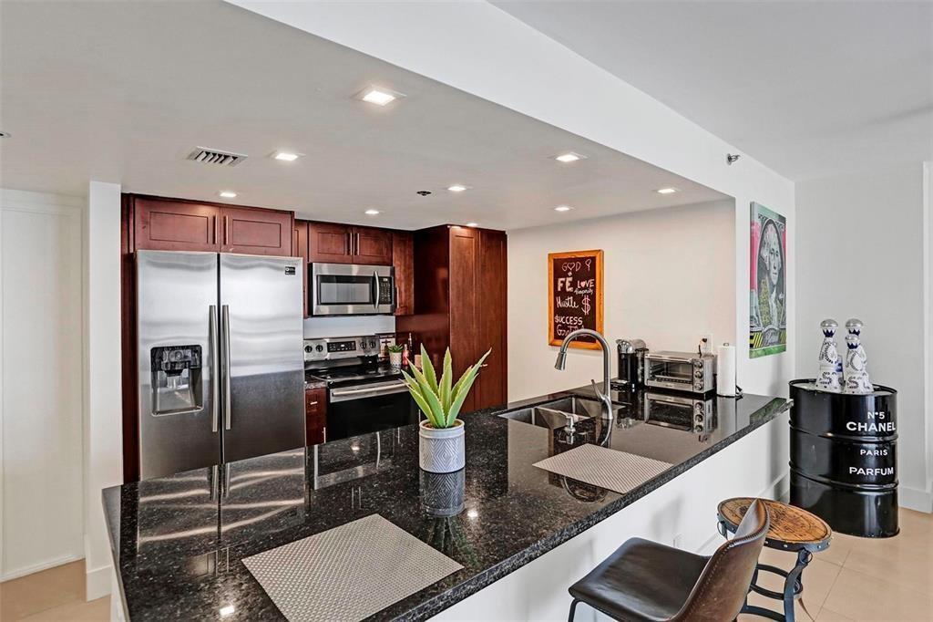 7601 E Treasure Drive # 1524