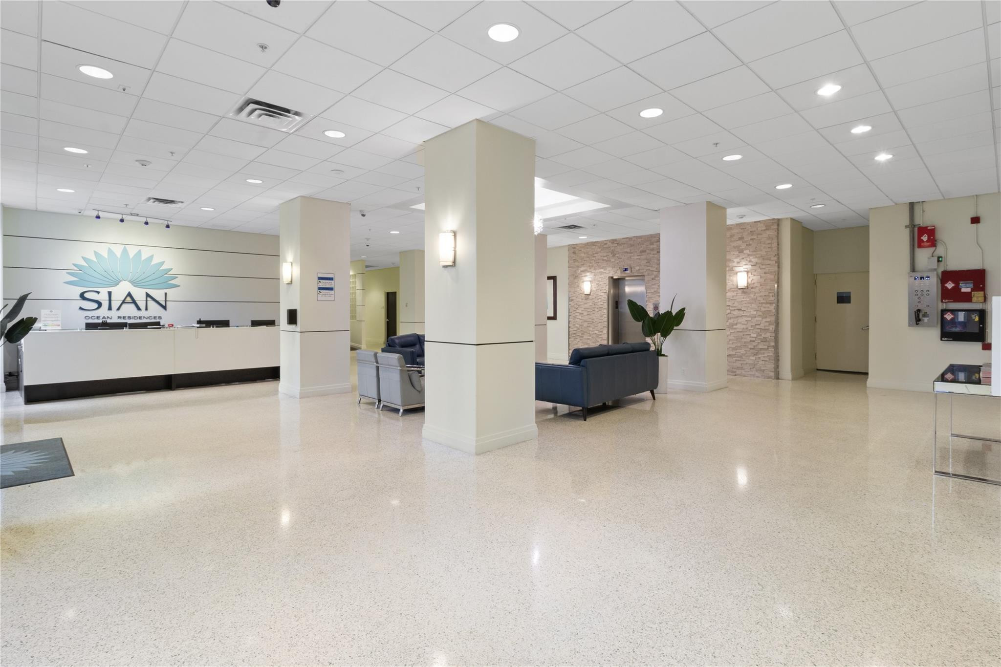 4001 S Ocean Drive 14g