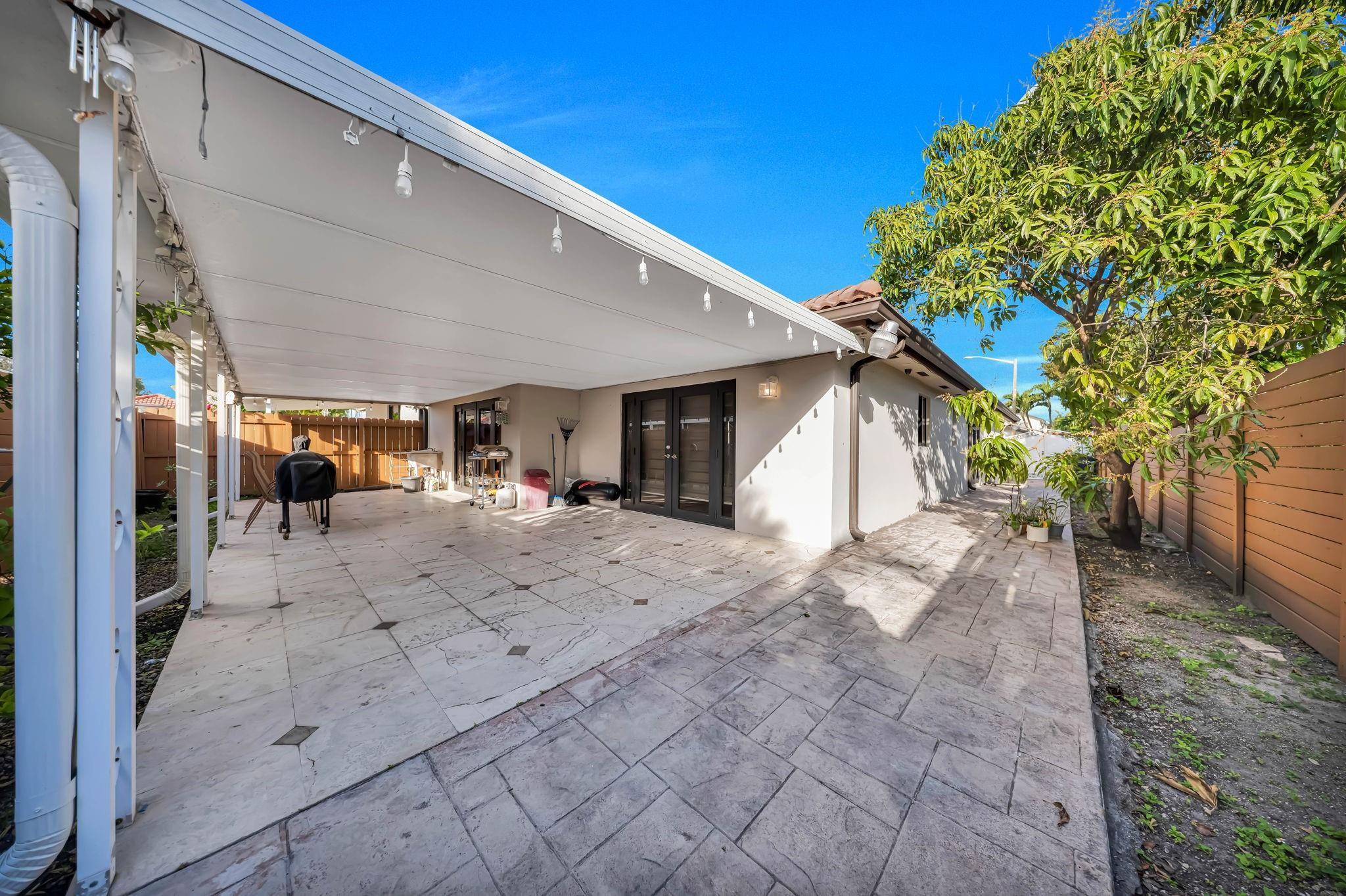 1170 SW 85th Court