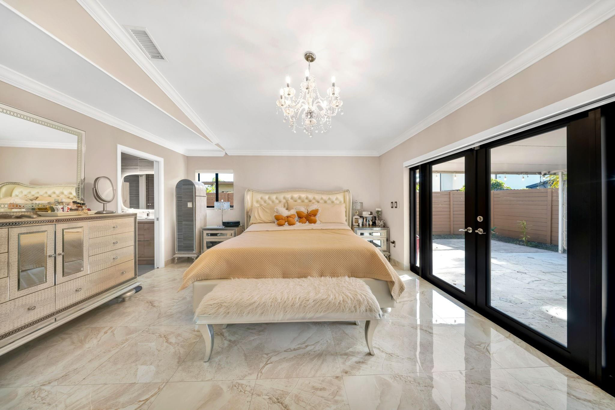 1170 SW 85th Court