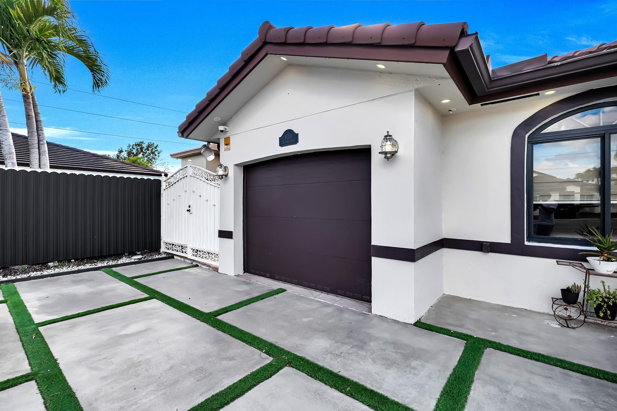 1170 SW 85th Court