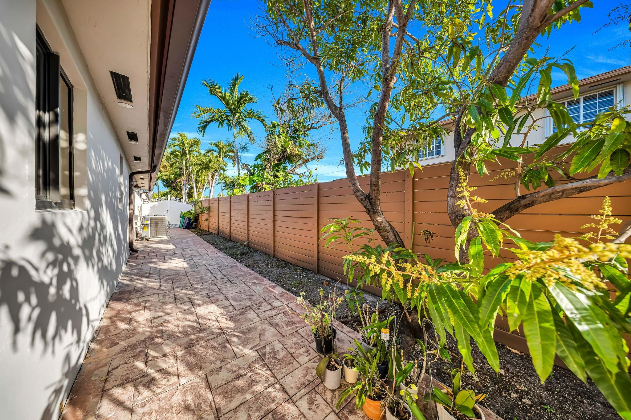 1170 SW 85th Court